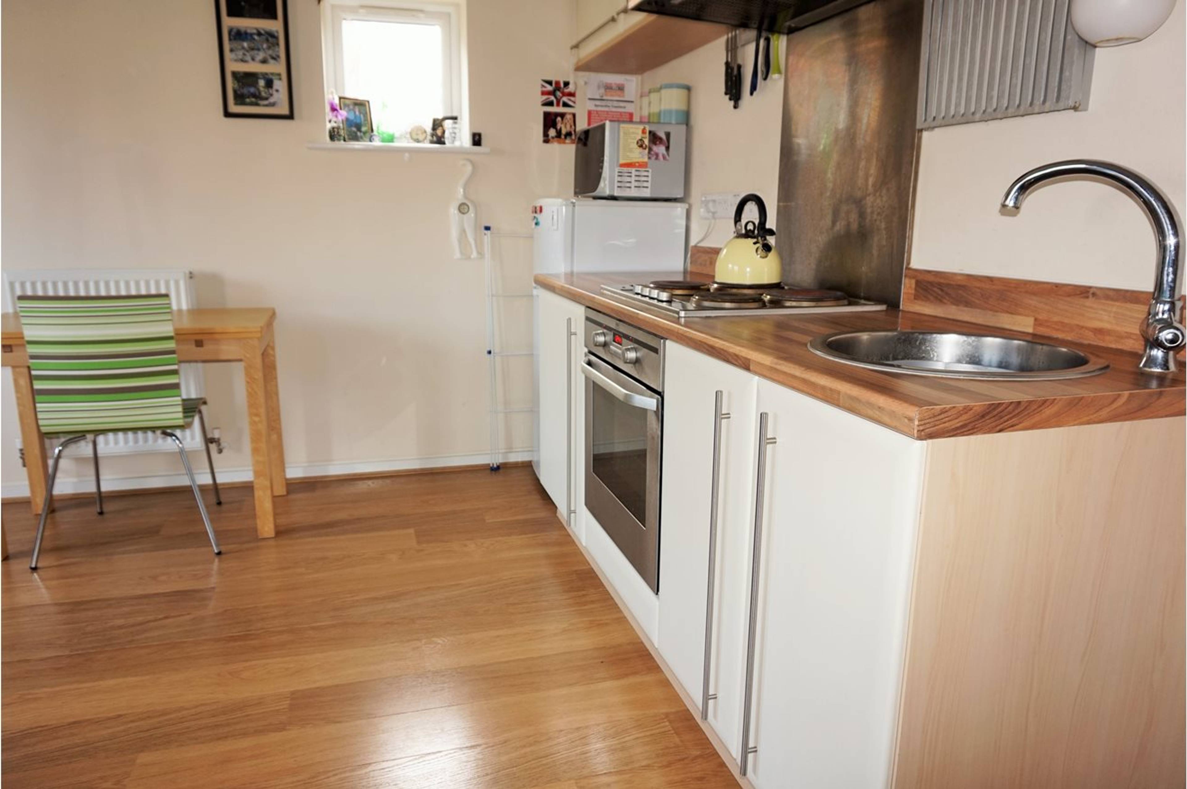 Lounge / Kitchen