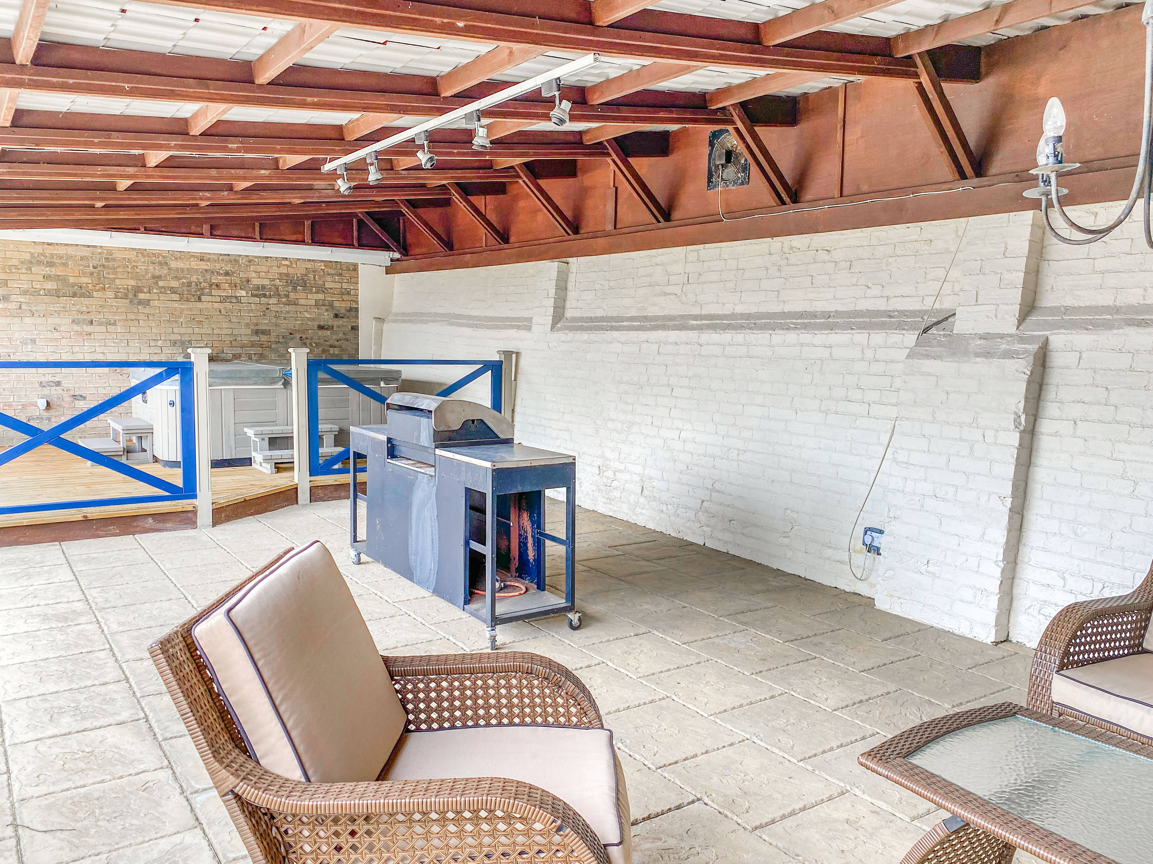 Entertainment Area
