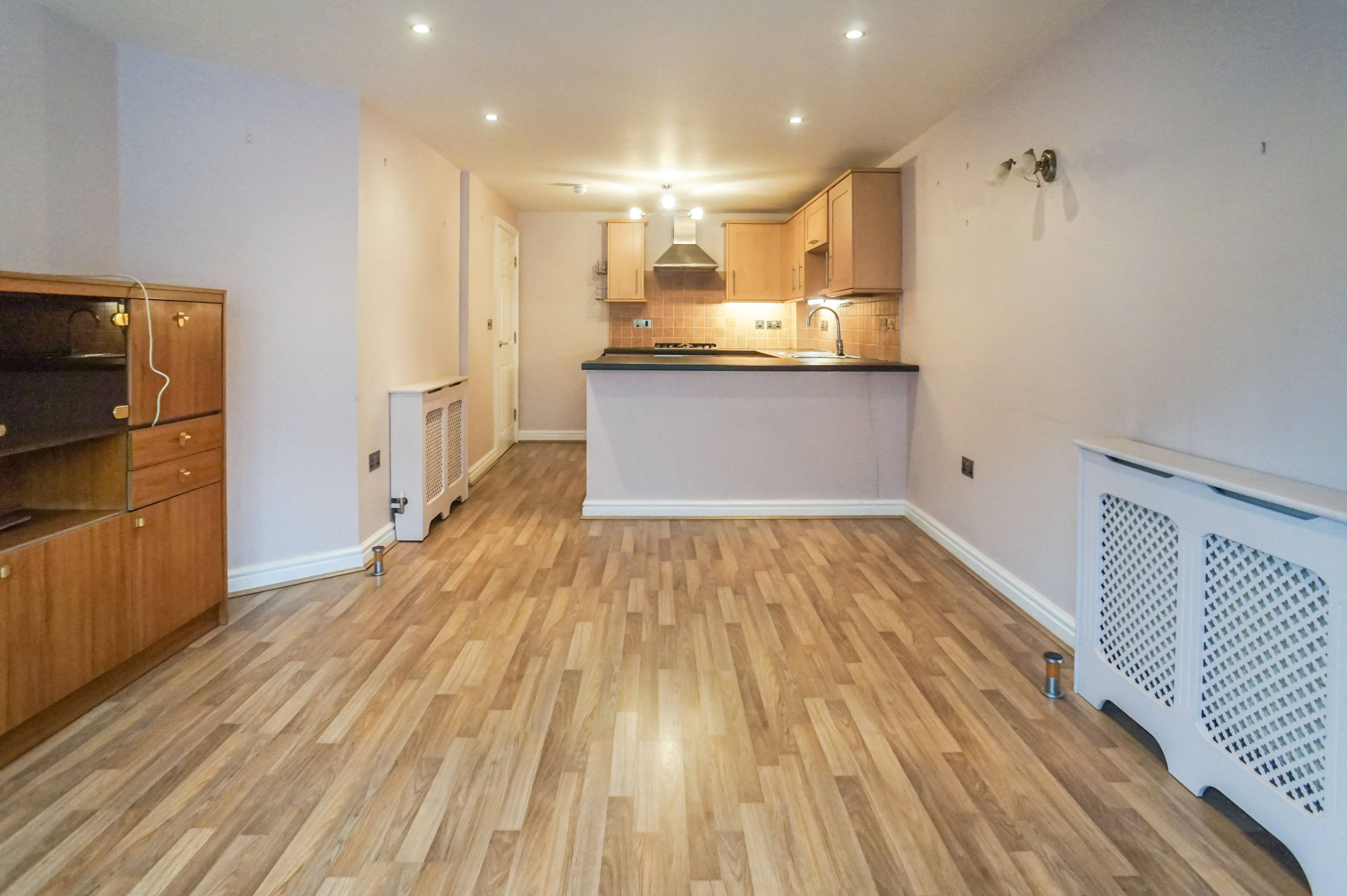 Lounge / Kitchen