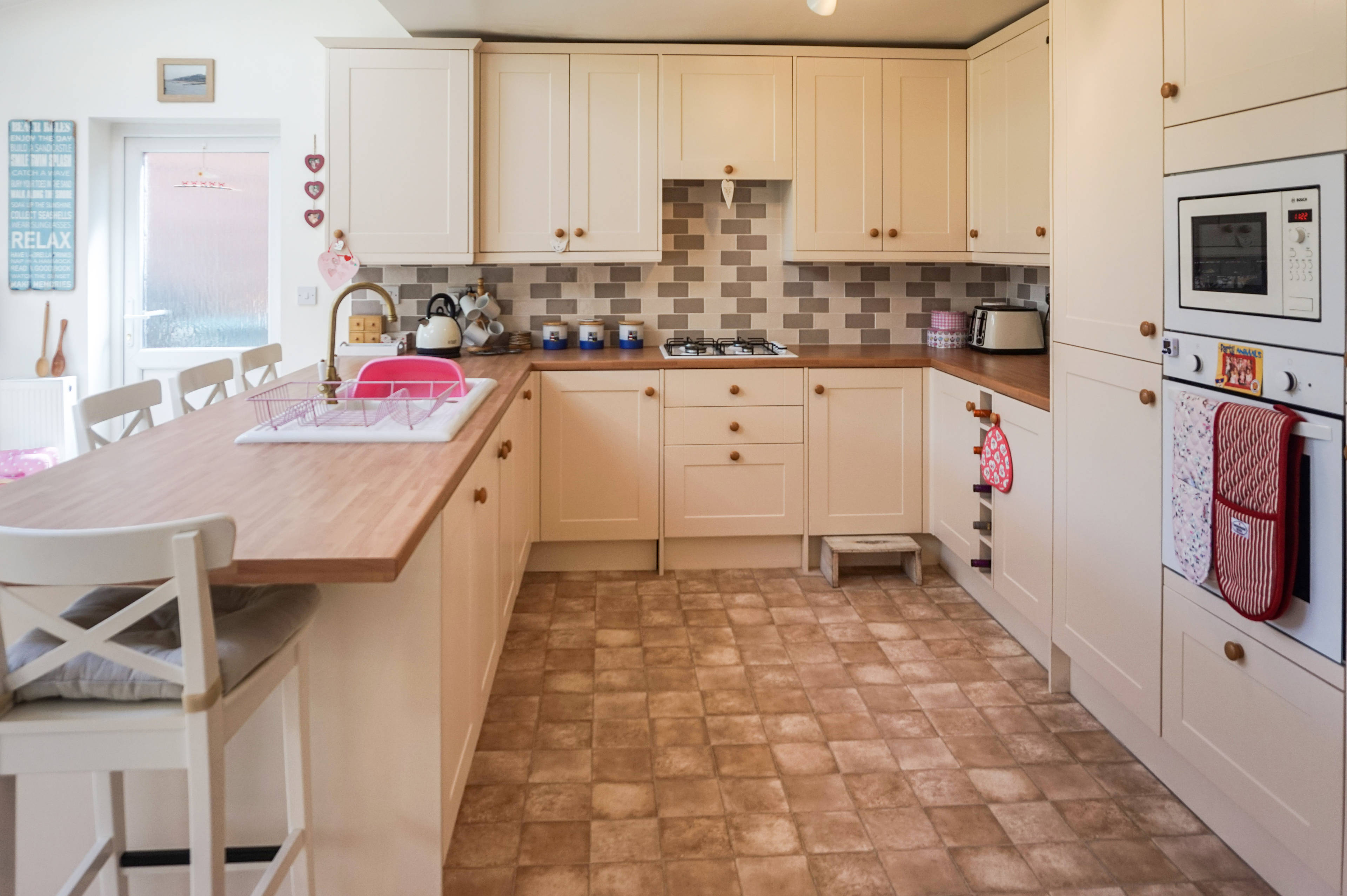 Kitchen/Breakfast