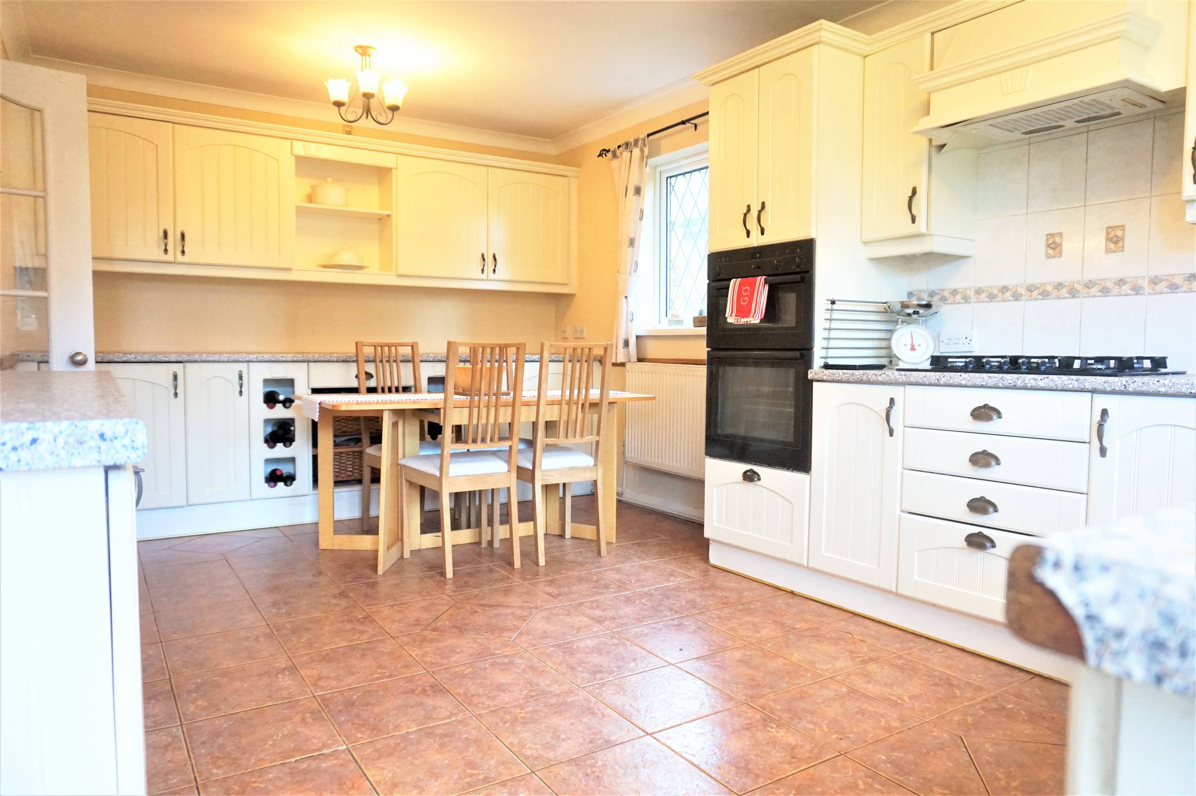Kitchen / Diner