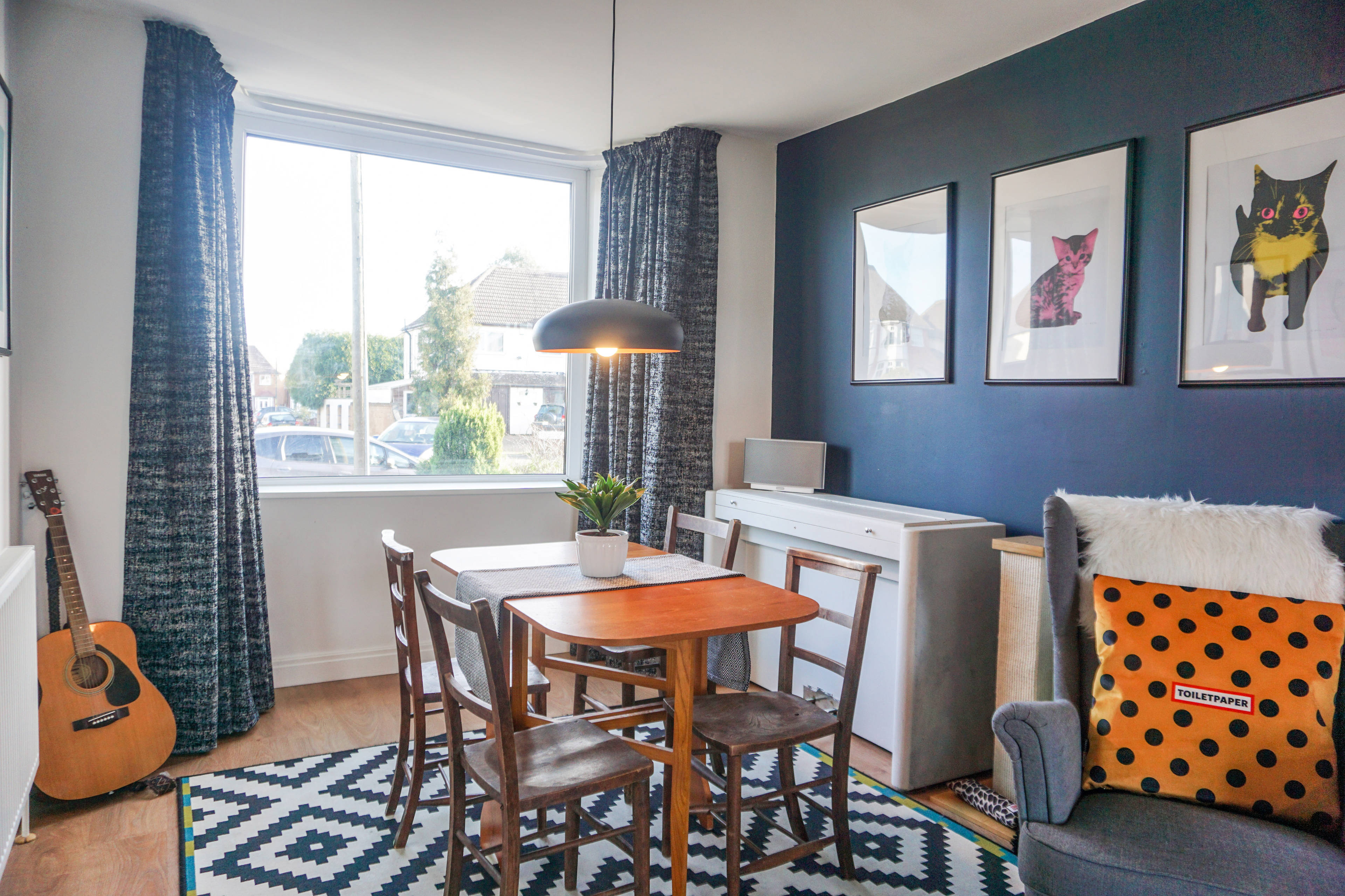 Lounge/Dining Room
