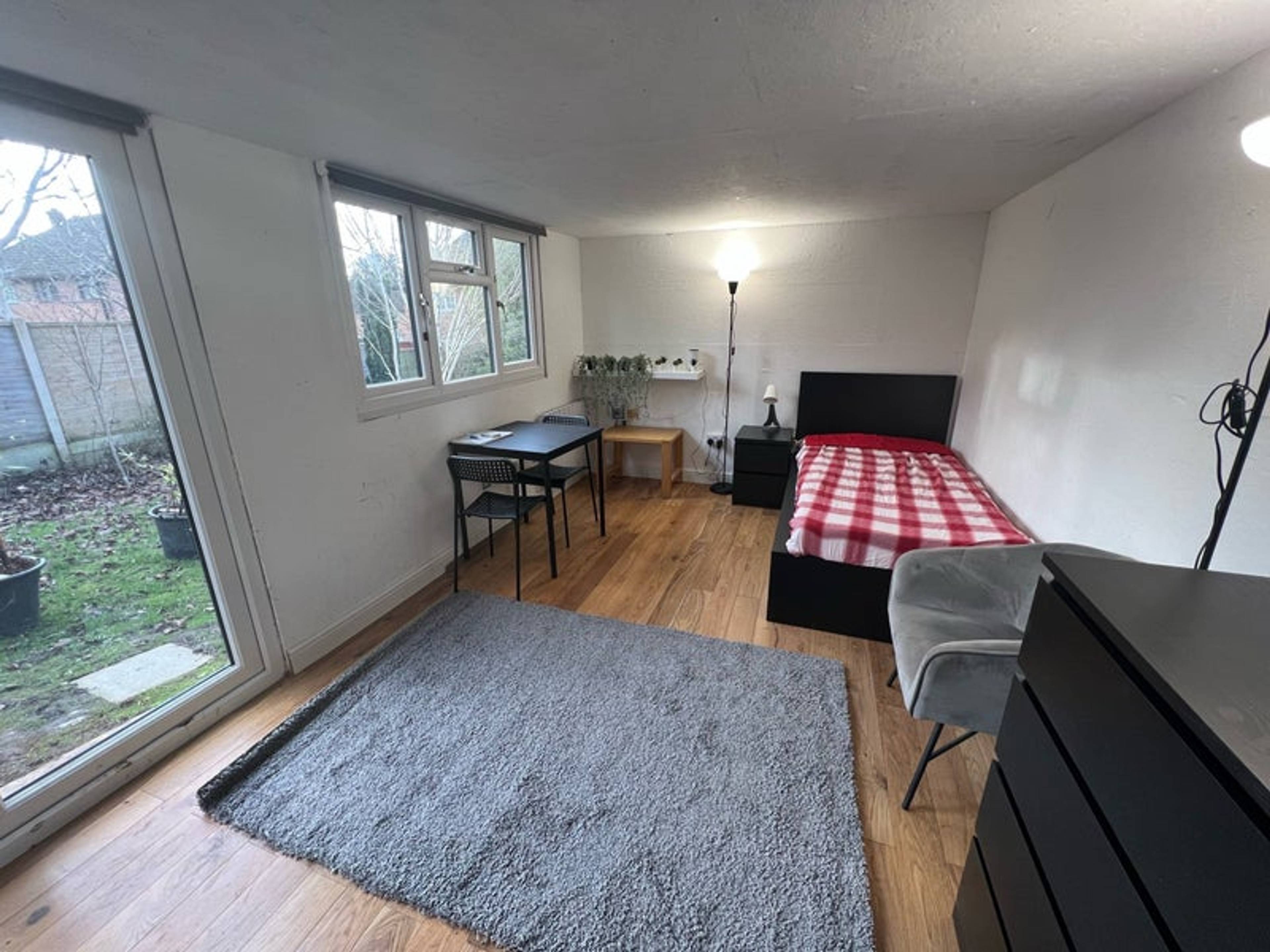 Annexe Garden