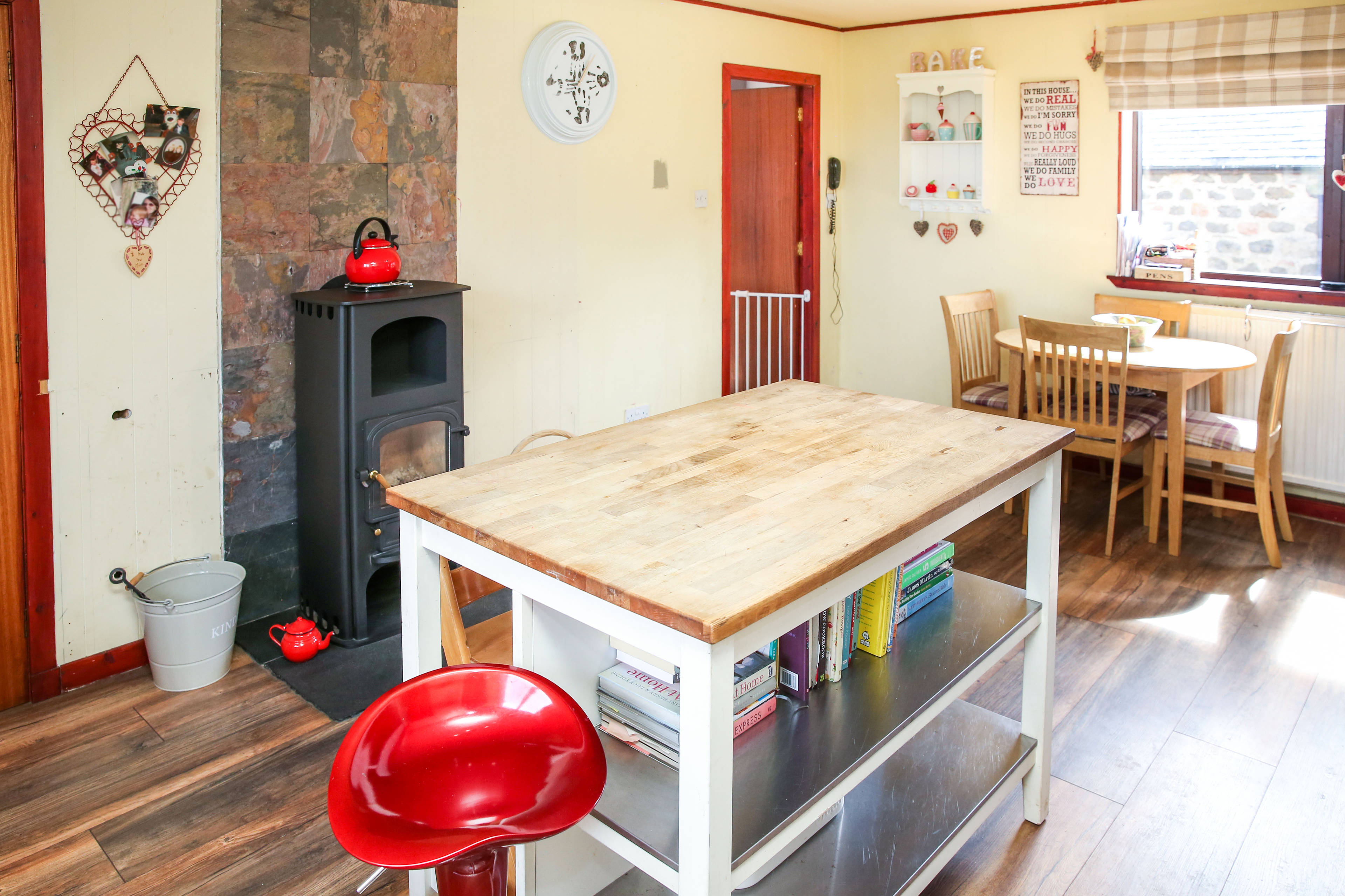 Kitchen/Dining Room