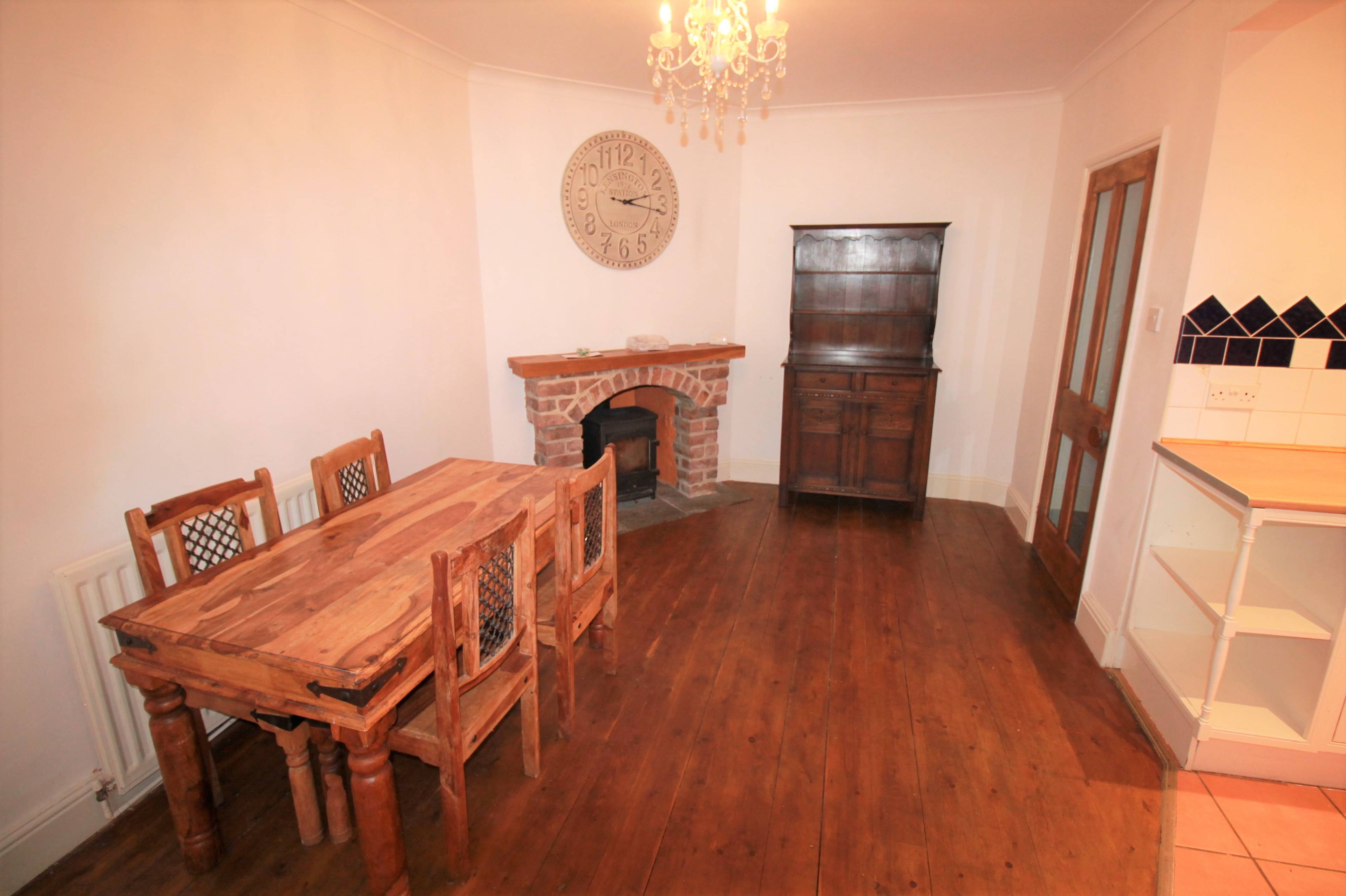 Kitchen/Dining Room