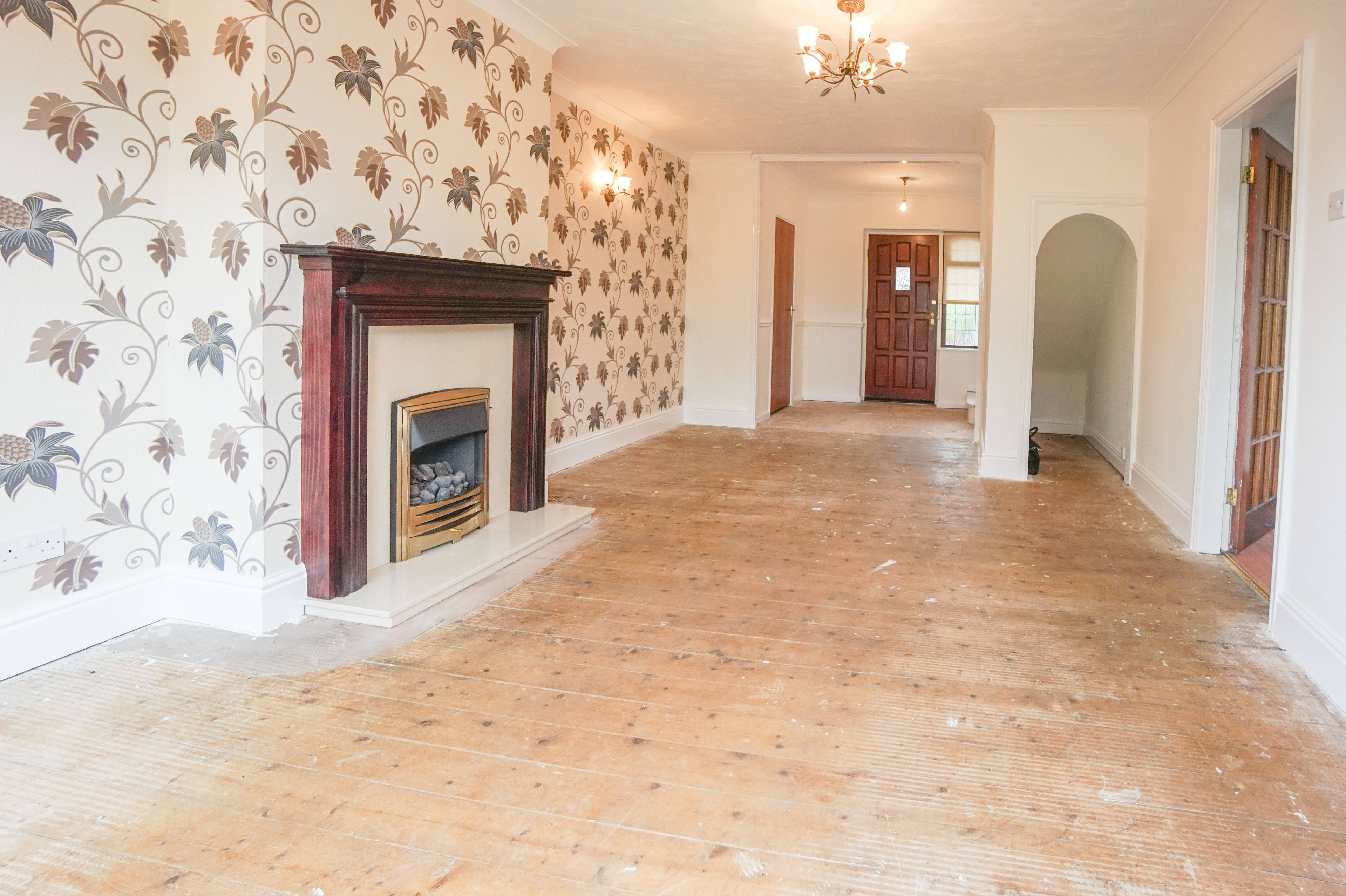 Lounge/Dining Room