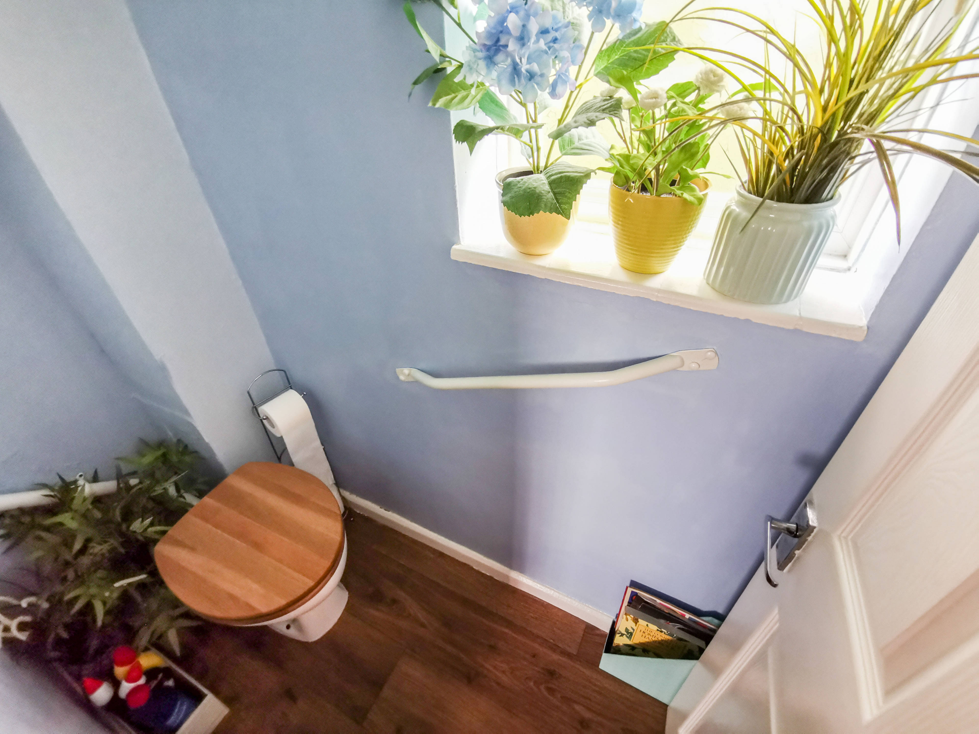 Cloak Room