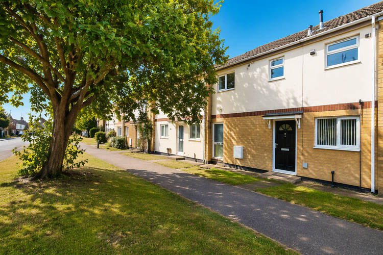 2 bedroom terraced house