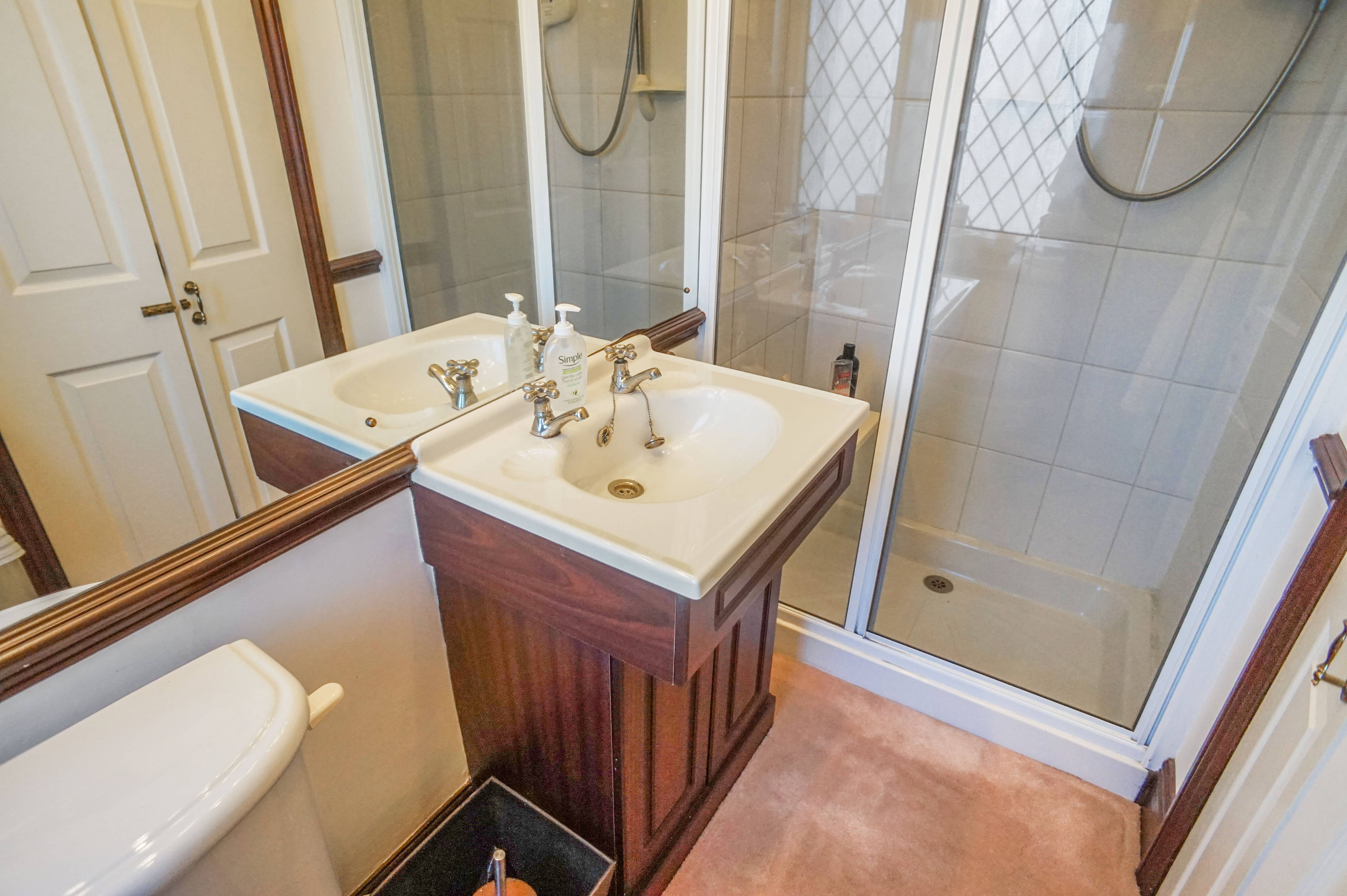 En-suite One