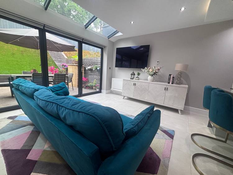 4 bedroom town house