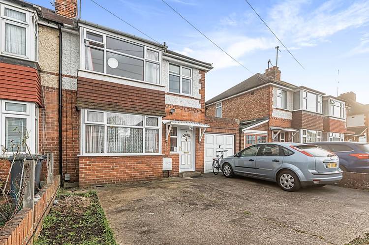 3 bedroom semi-detached house
