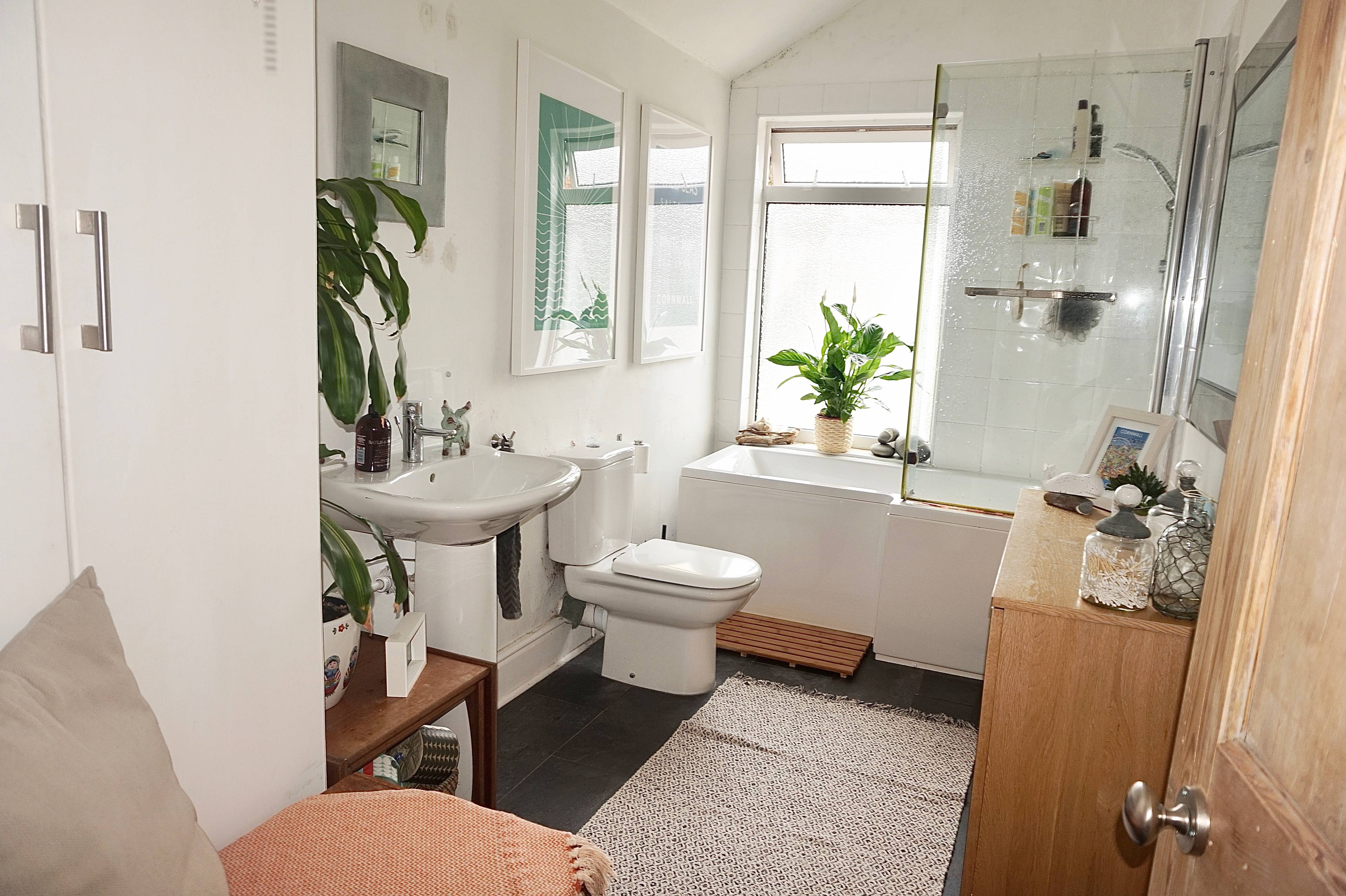 Family bathroom
