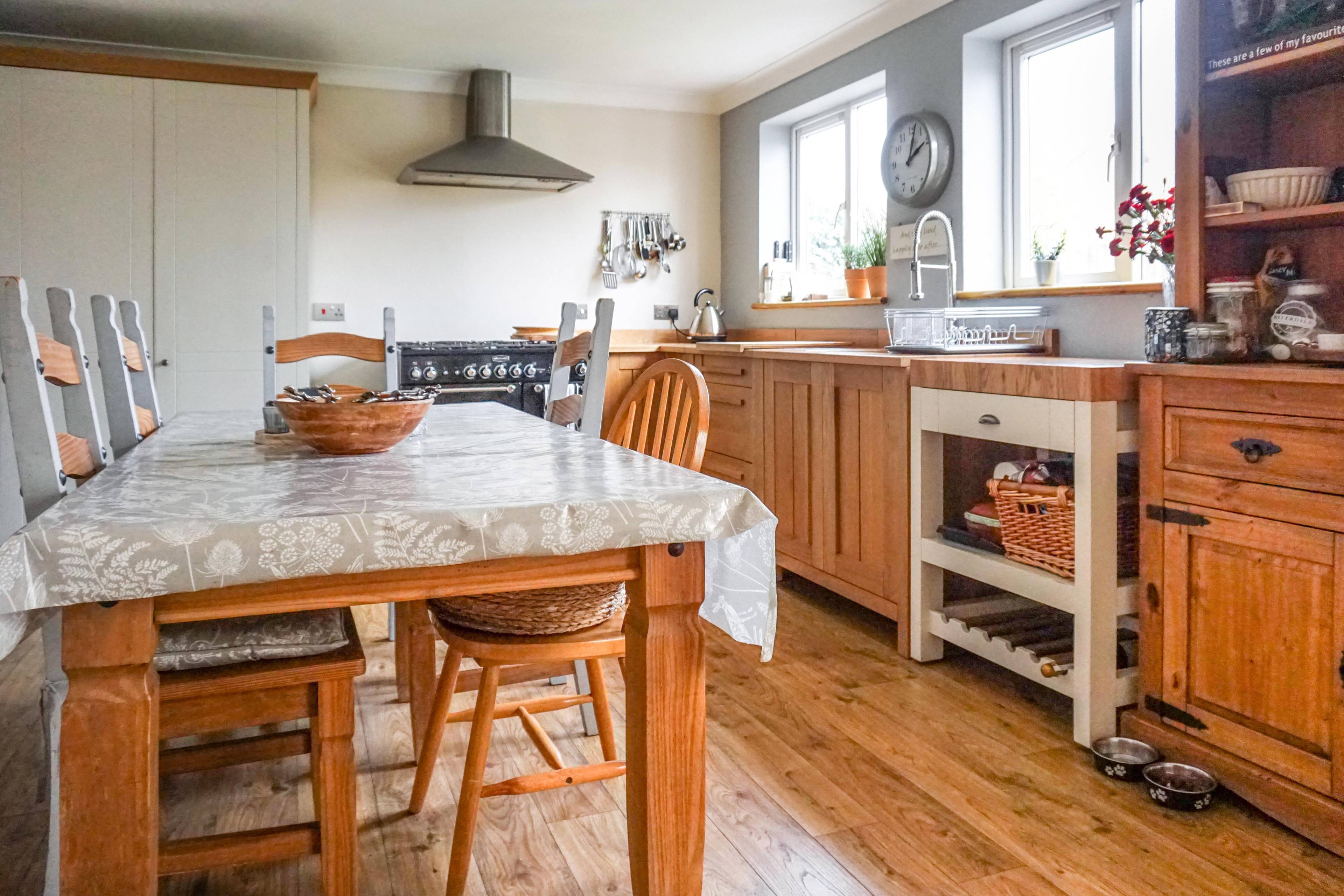 Kitchen/Dining Room