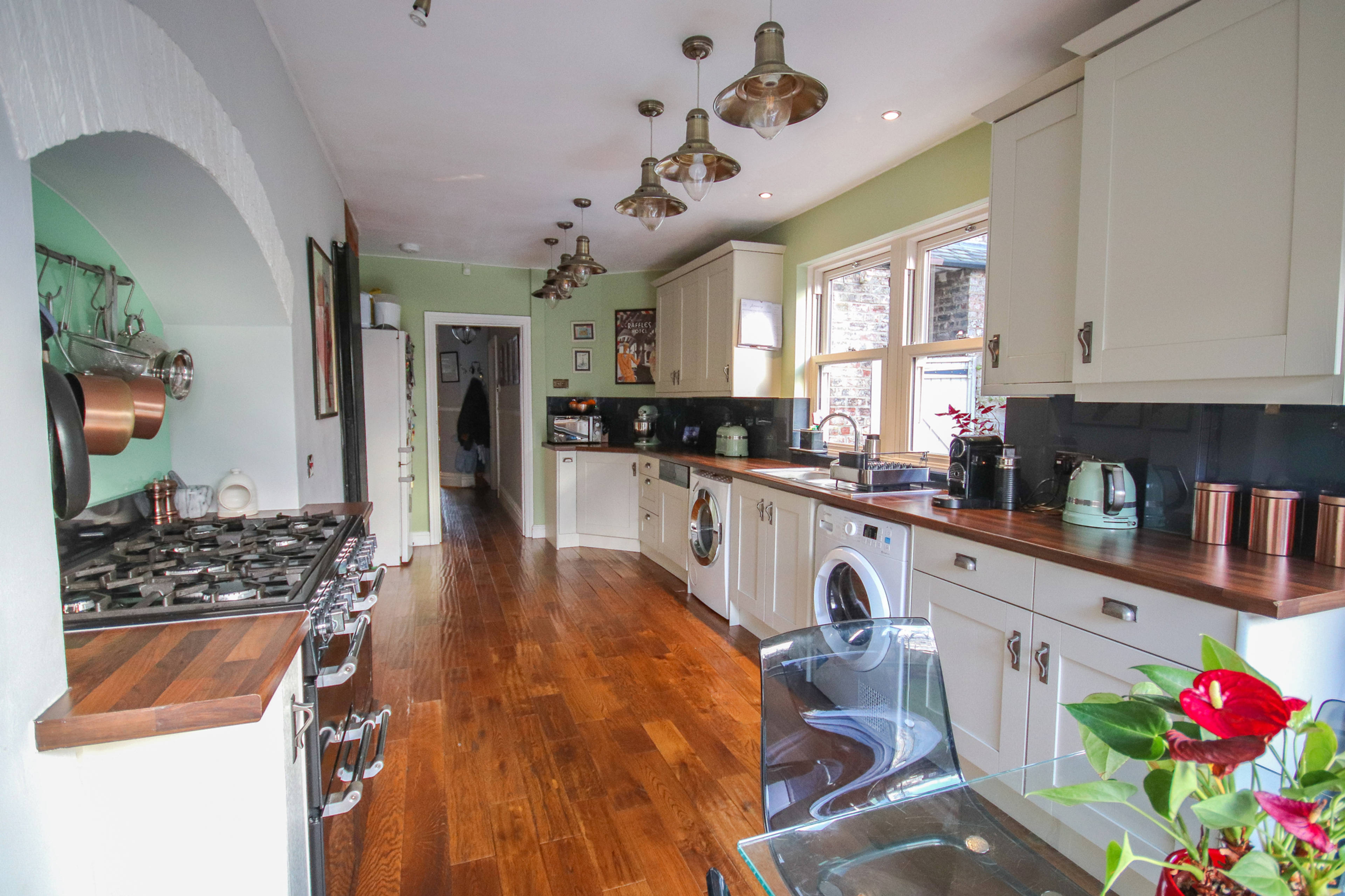 Kitchen/Breakfast