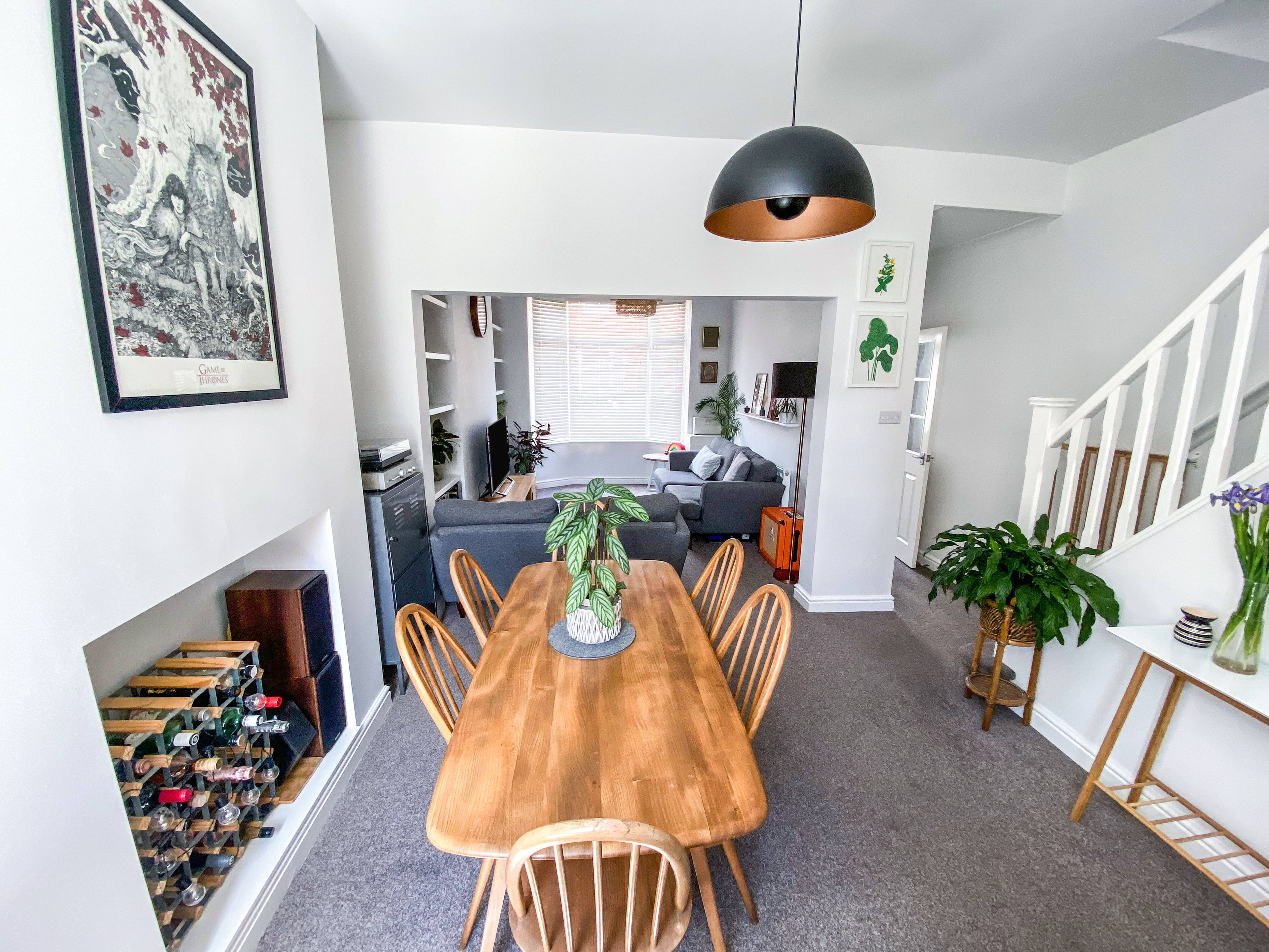 Lounge/Dining Room