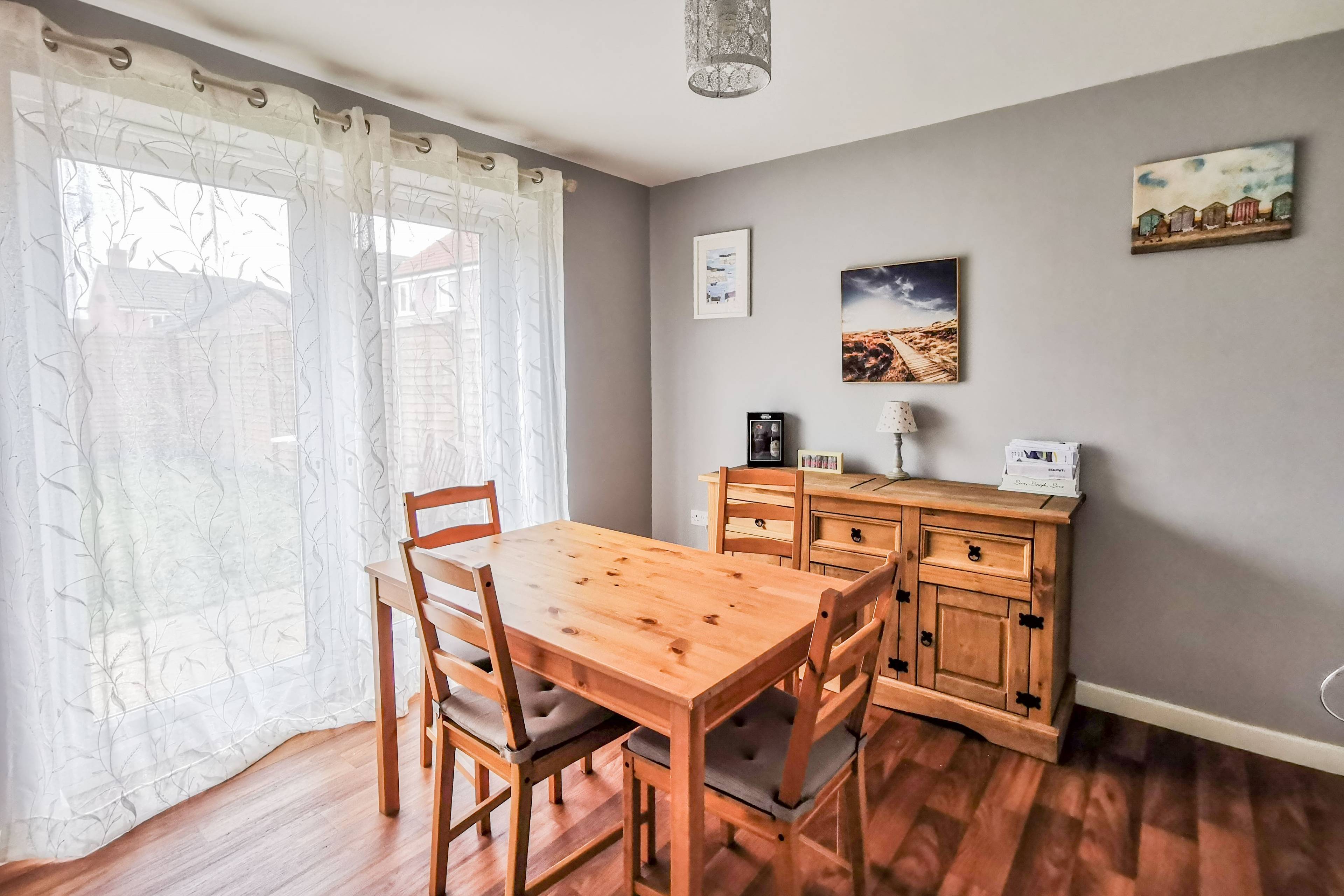 Kitchen/Dining Room