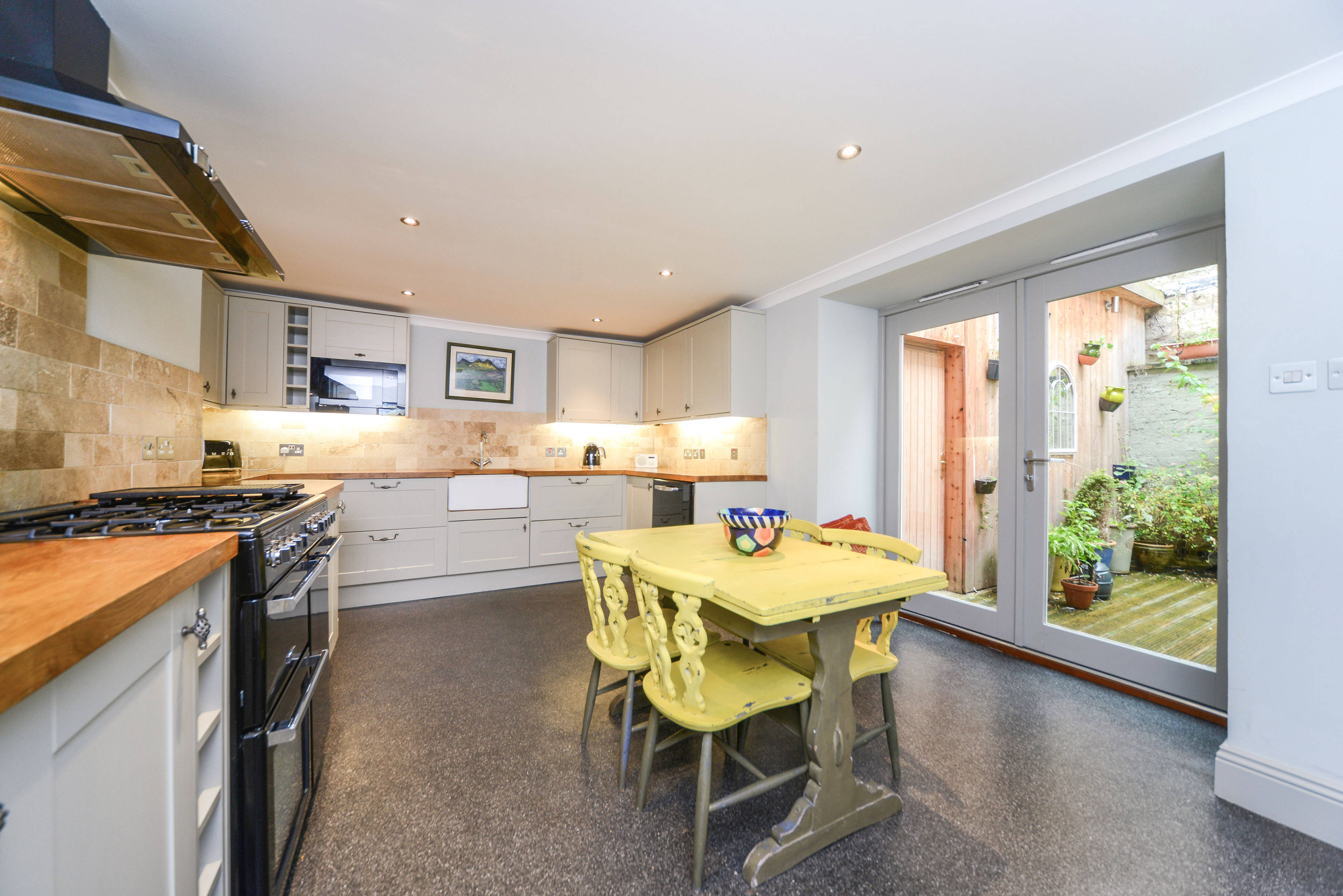 Kitchen/Dining Room