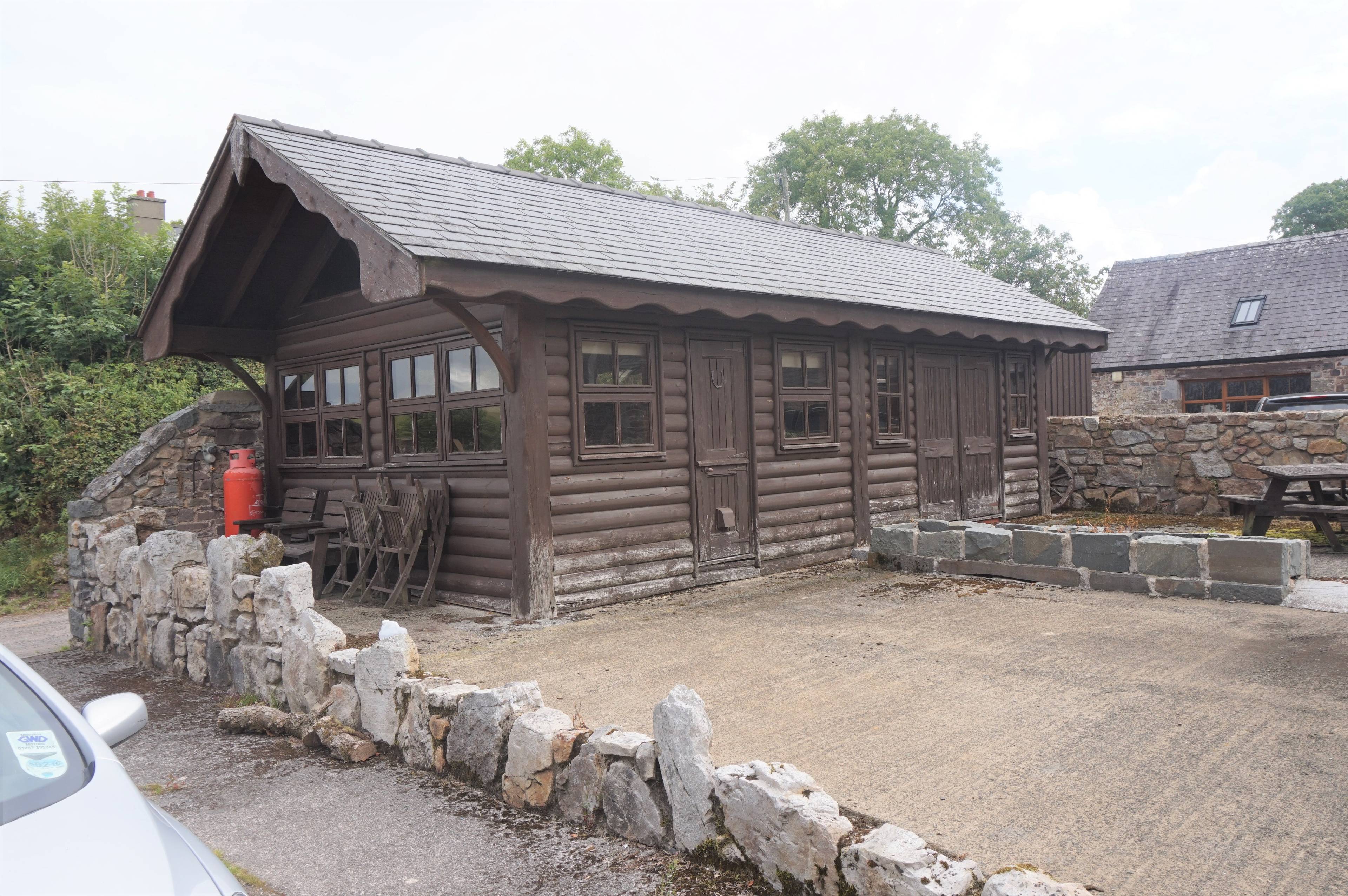 Log Cabin