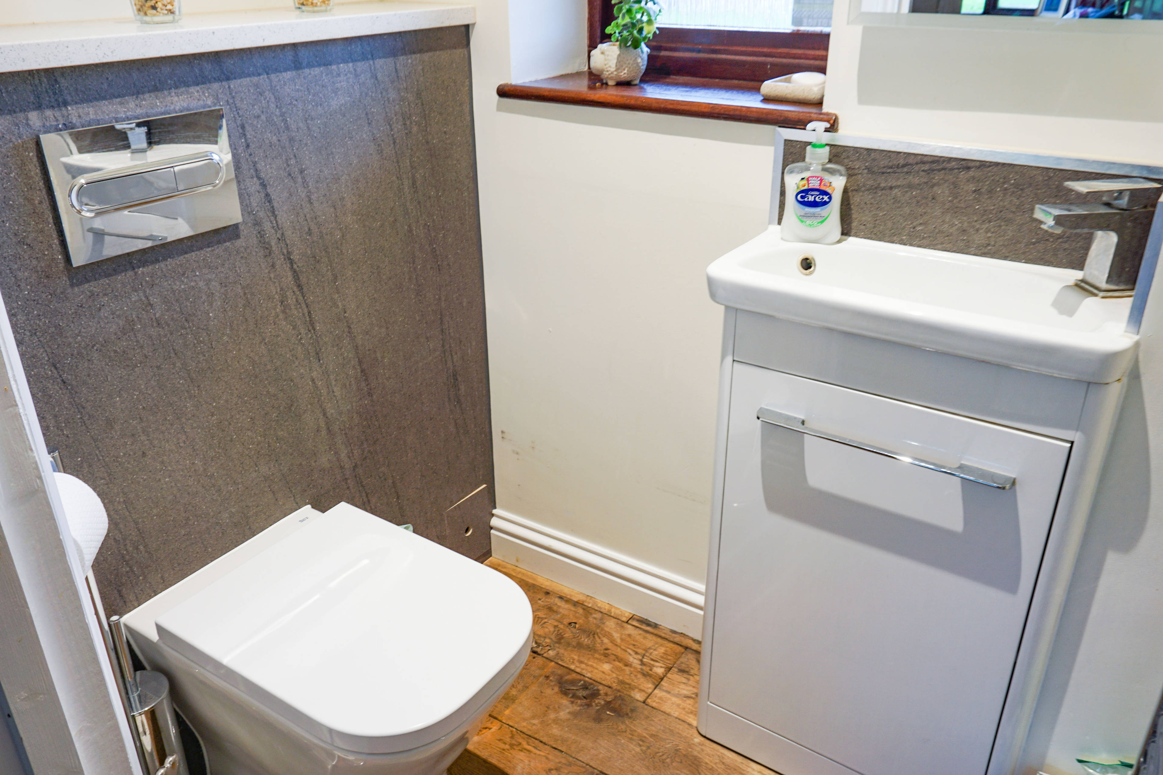Downstairs Cloakroom