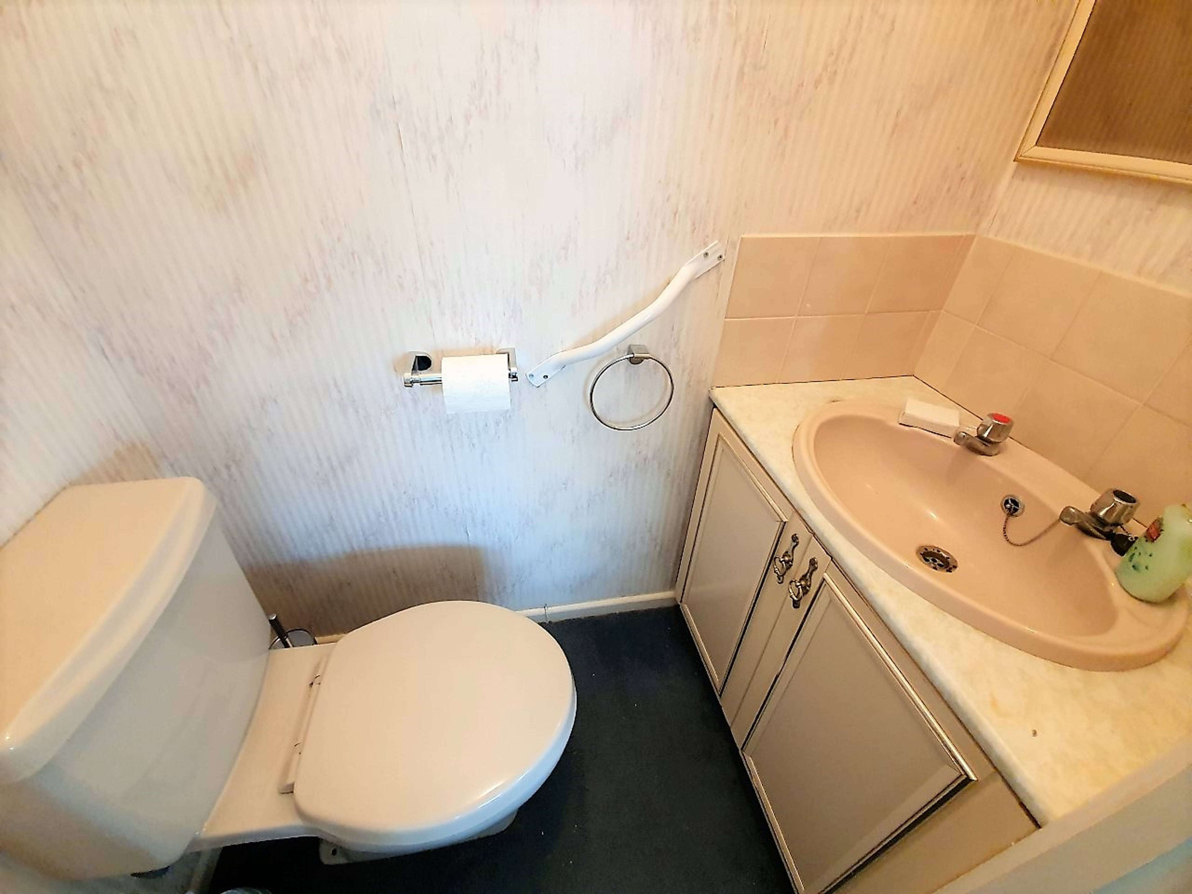 En-suite W.C.