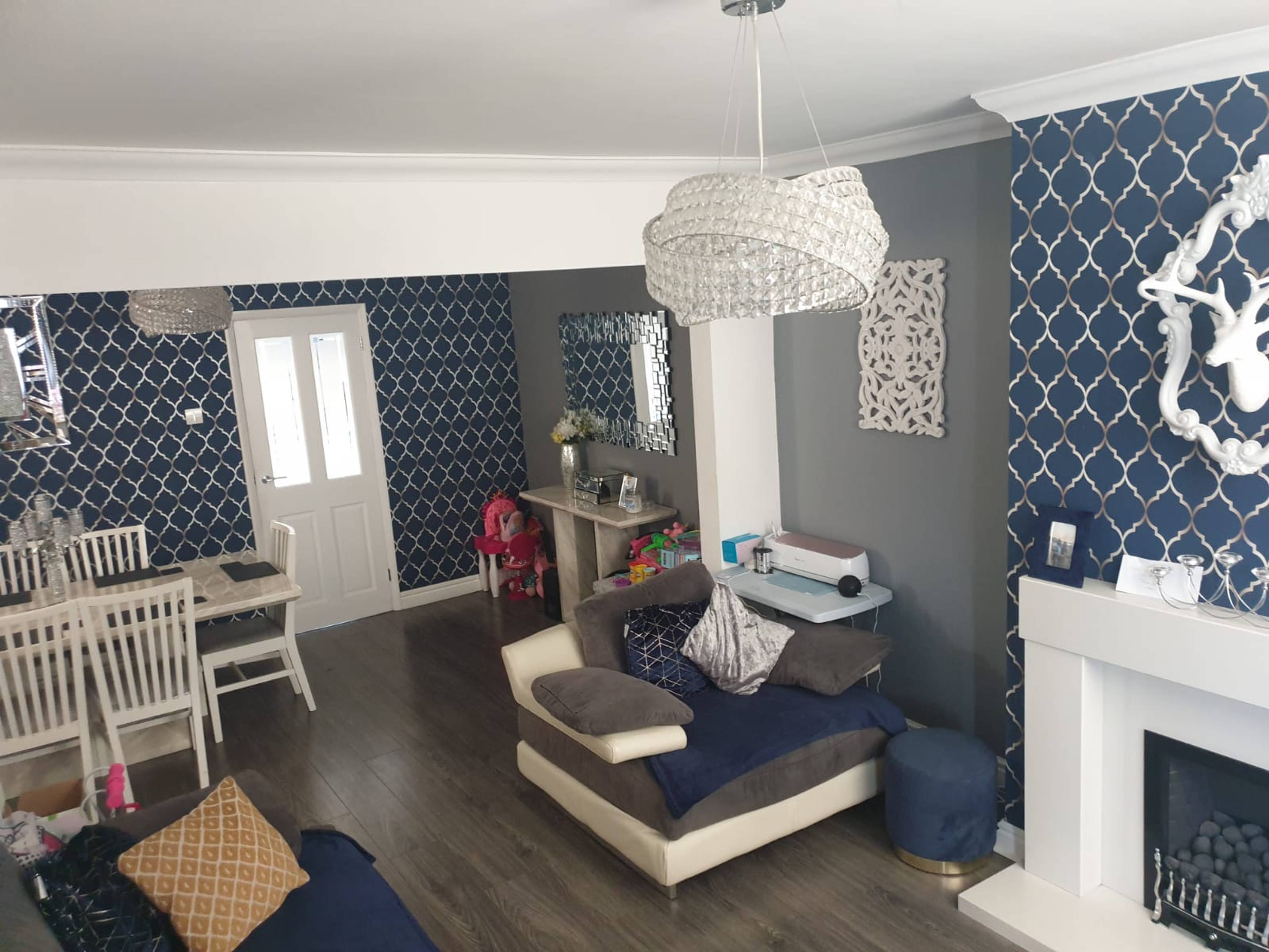 Lounge/Dining Room