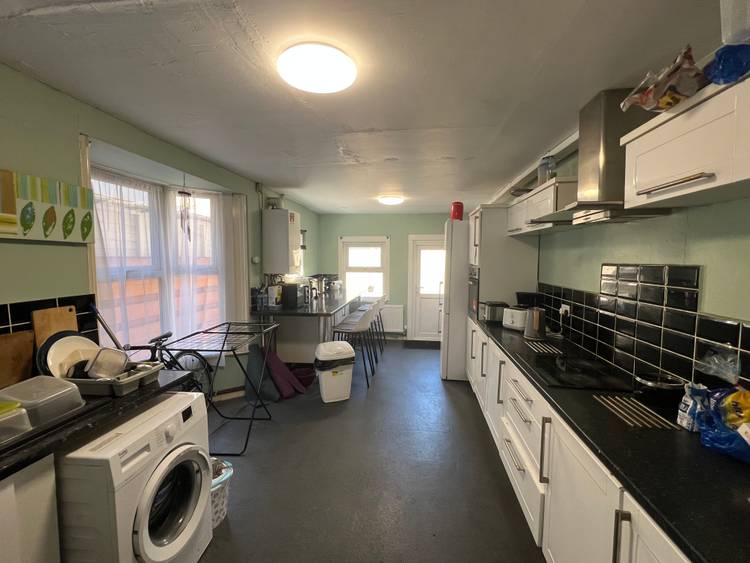 3 bedroom terraced house