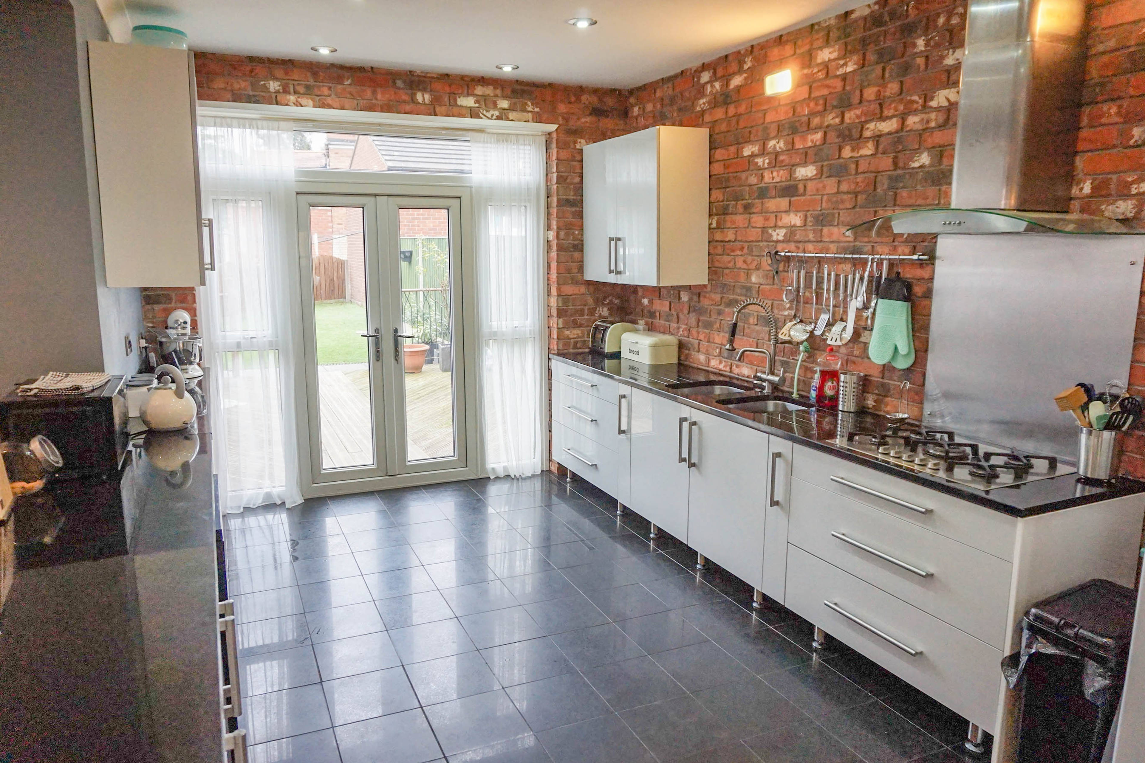 Kitchen/Breakfast