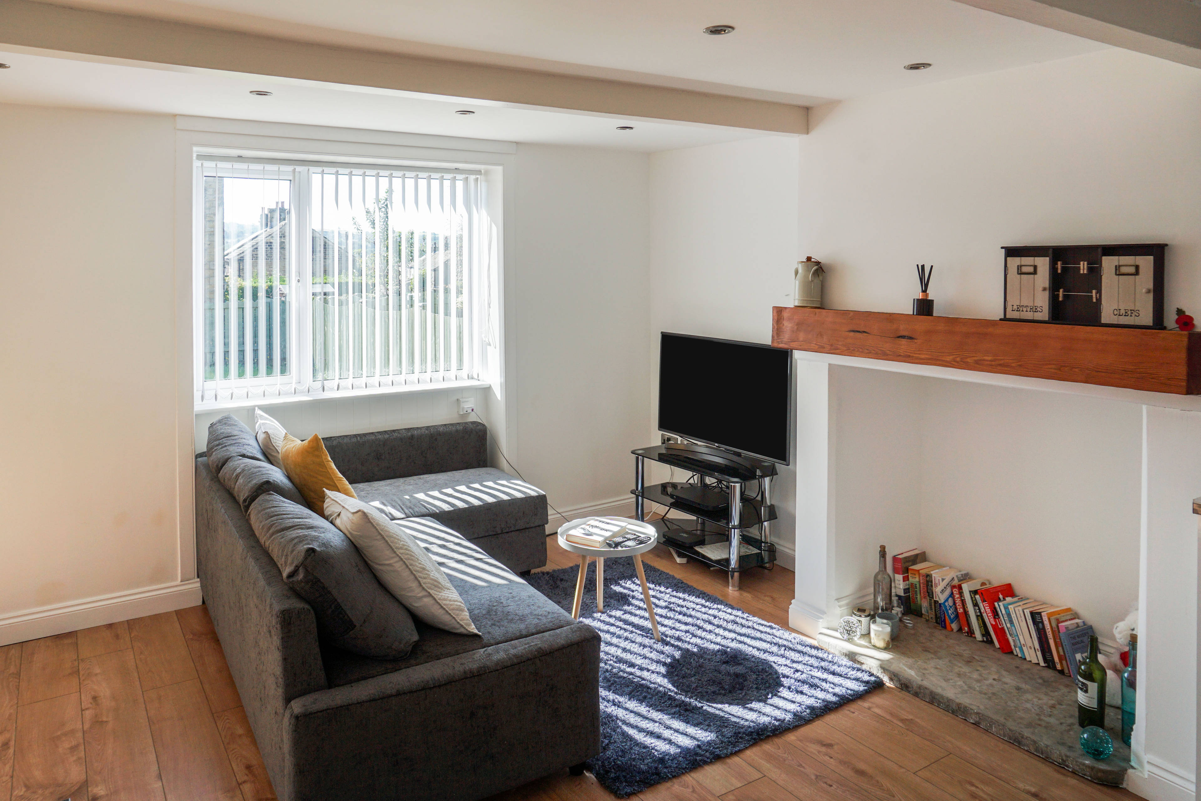 Lounge / Kitchen