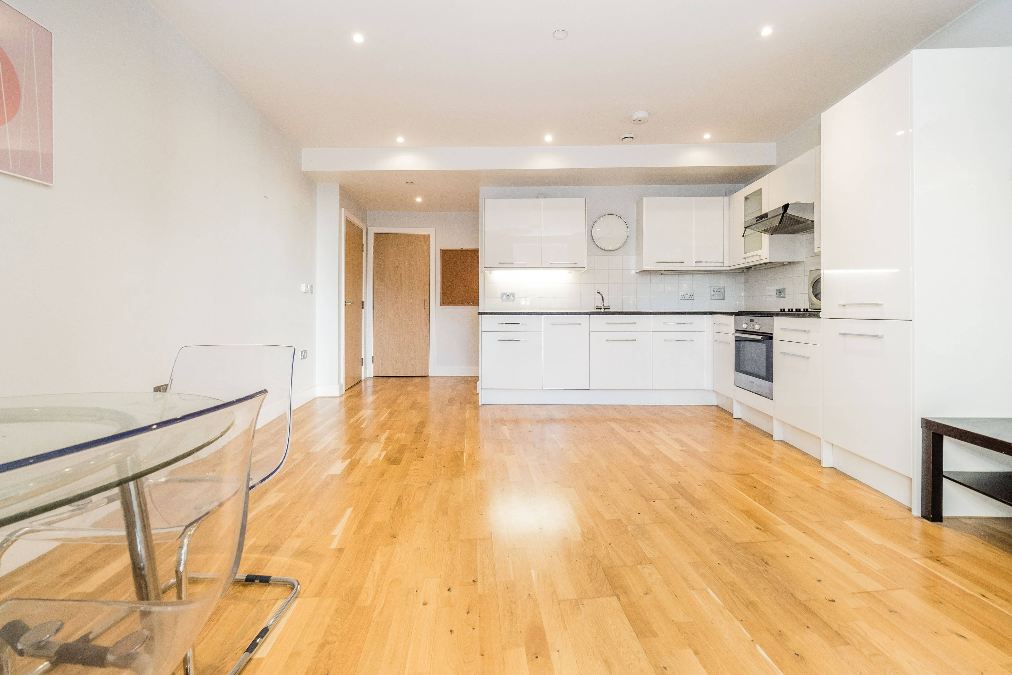Lounge / Kitchen