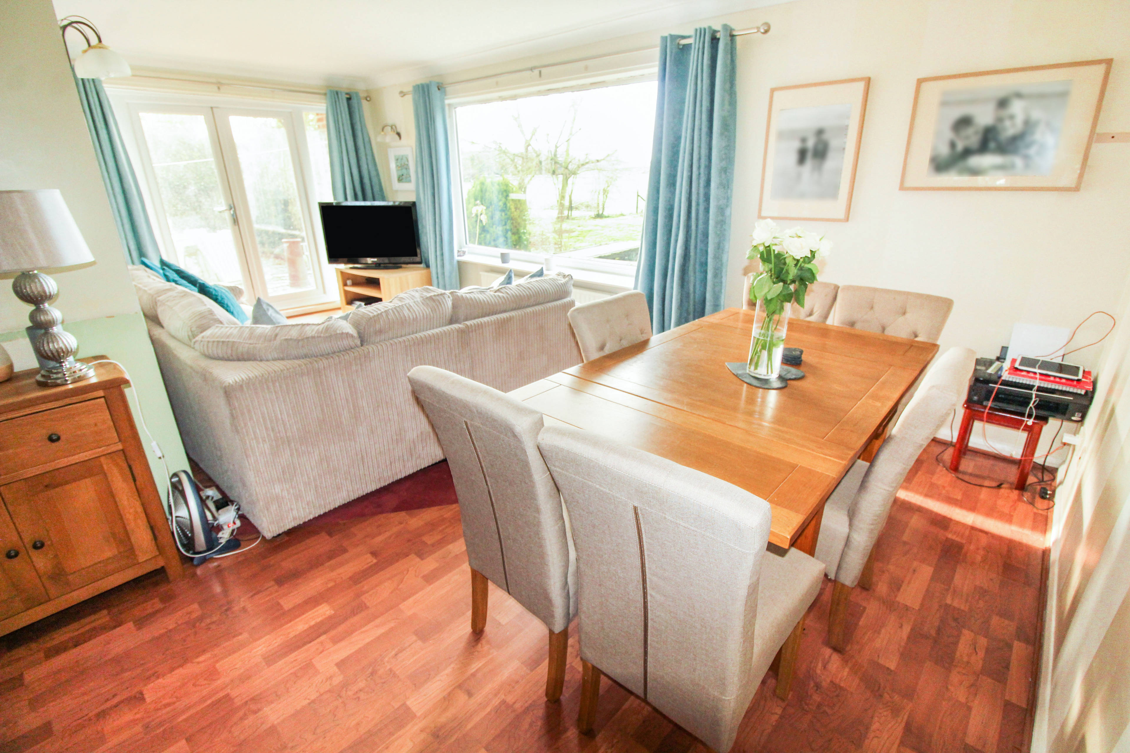 Lounge/Dining Room