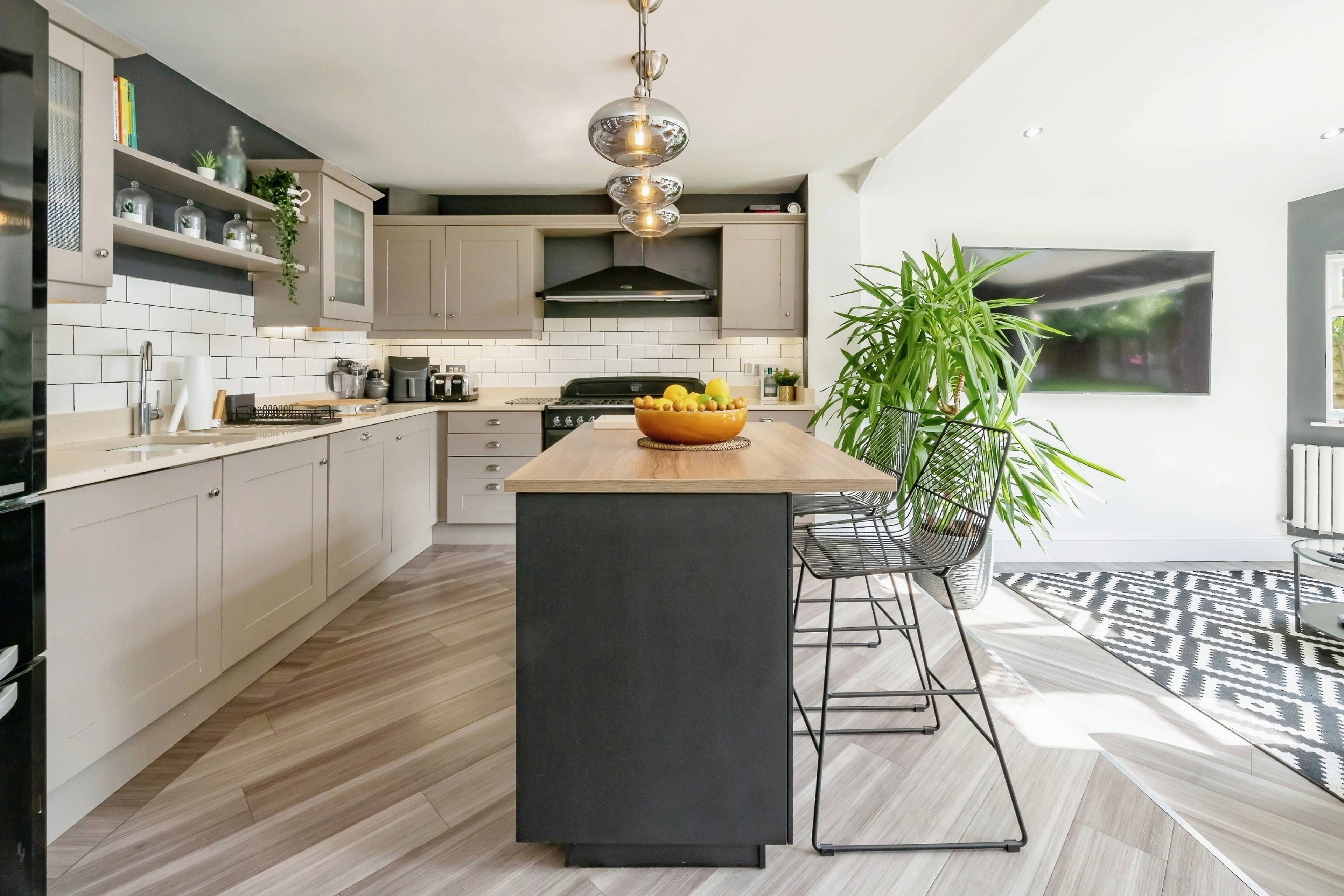 Kitchen/Family Room