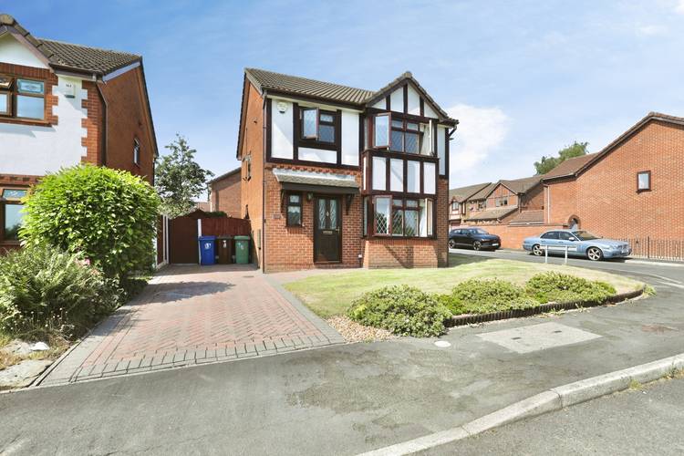 3 bedroom detached house