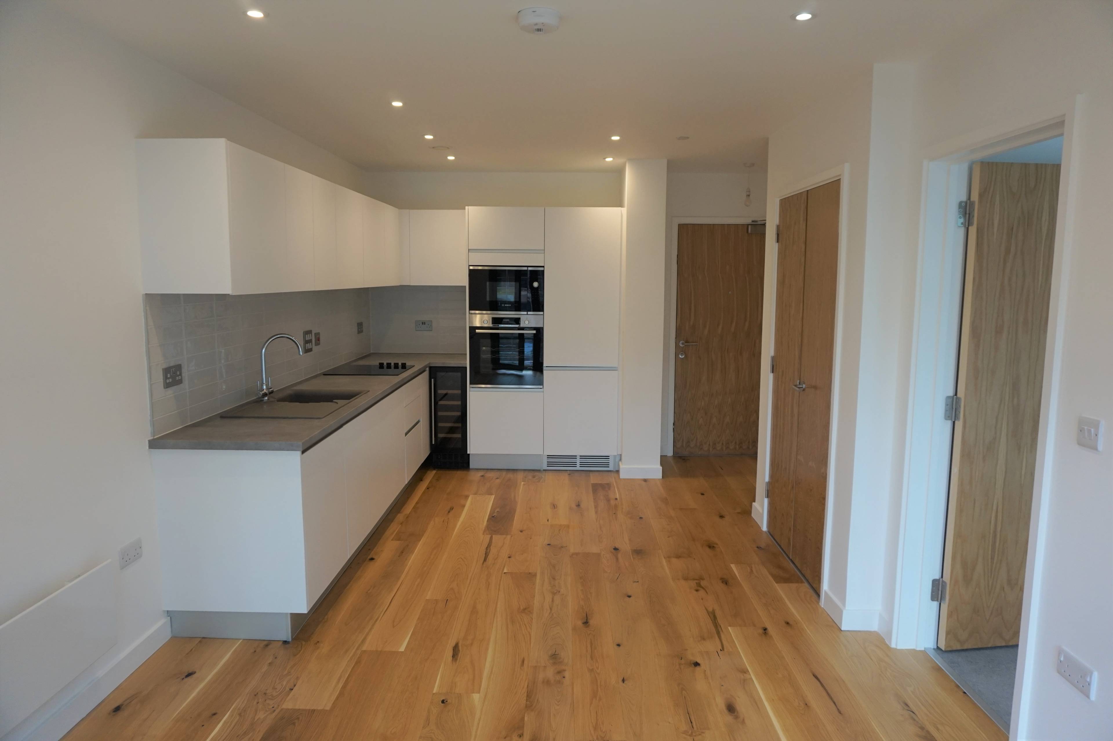 Lounge / Kitchen