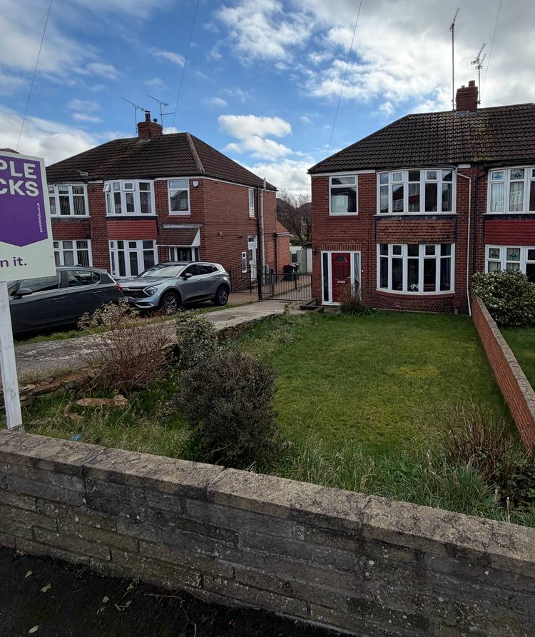 3 bedroom semi-detached house