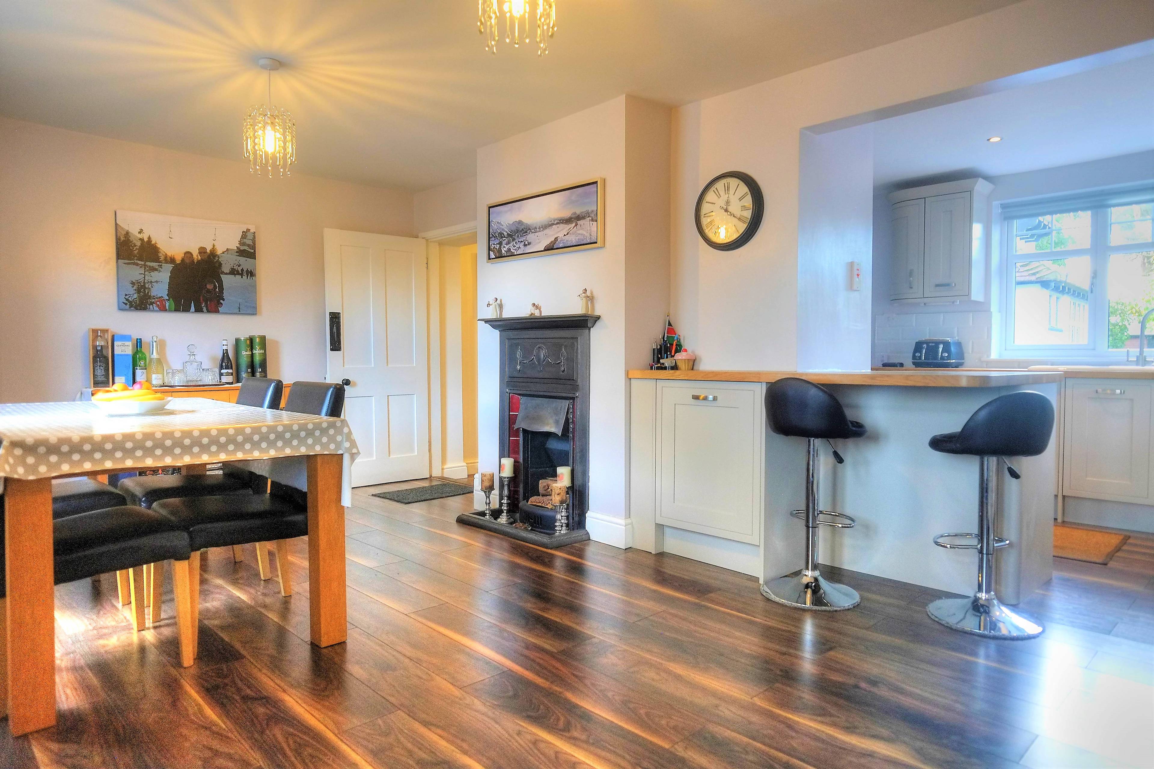 Kitchen/Family Room