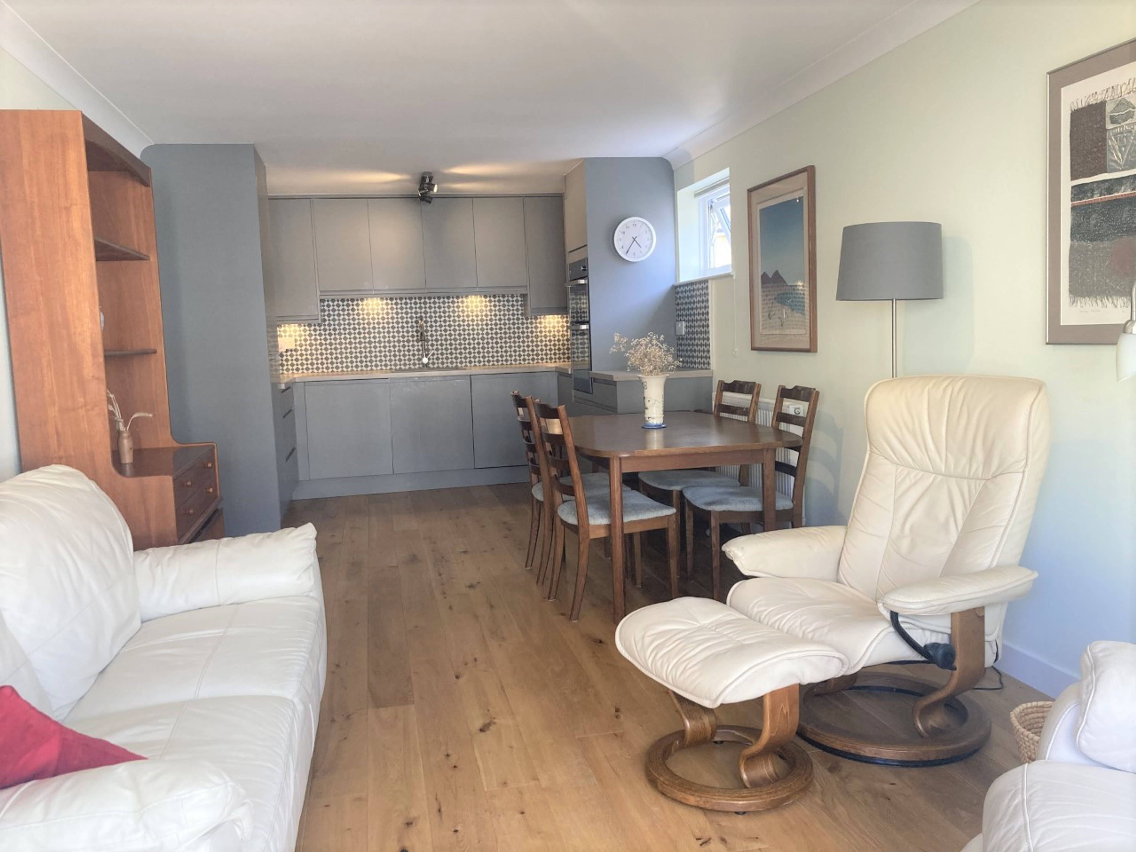 Lounge / Kitchen