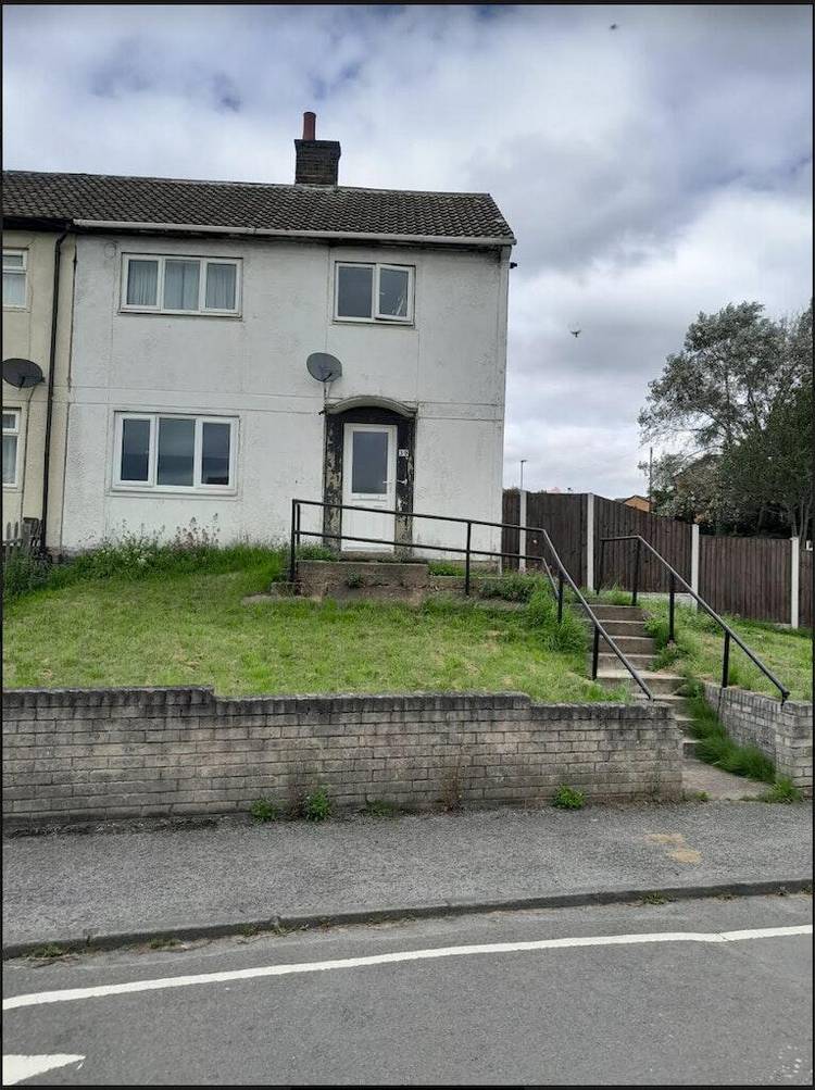 3 bedroom semi-detached house