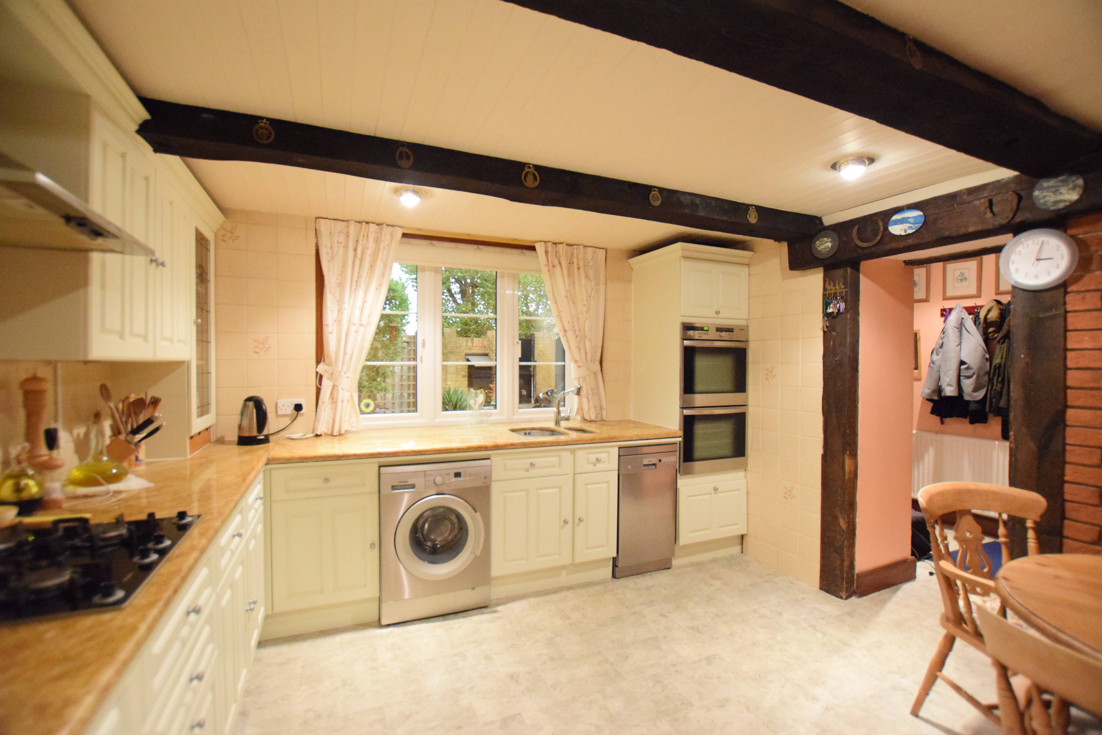 Kitchen / Breakfast