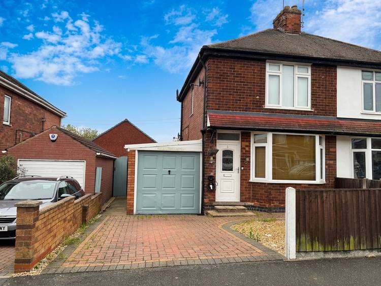 2 bedroom semi-detached house