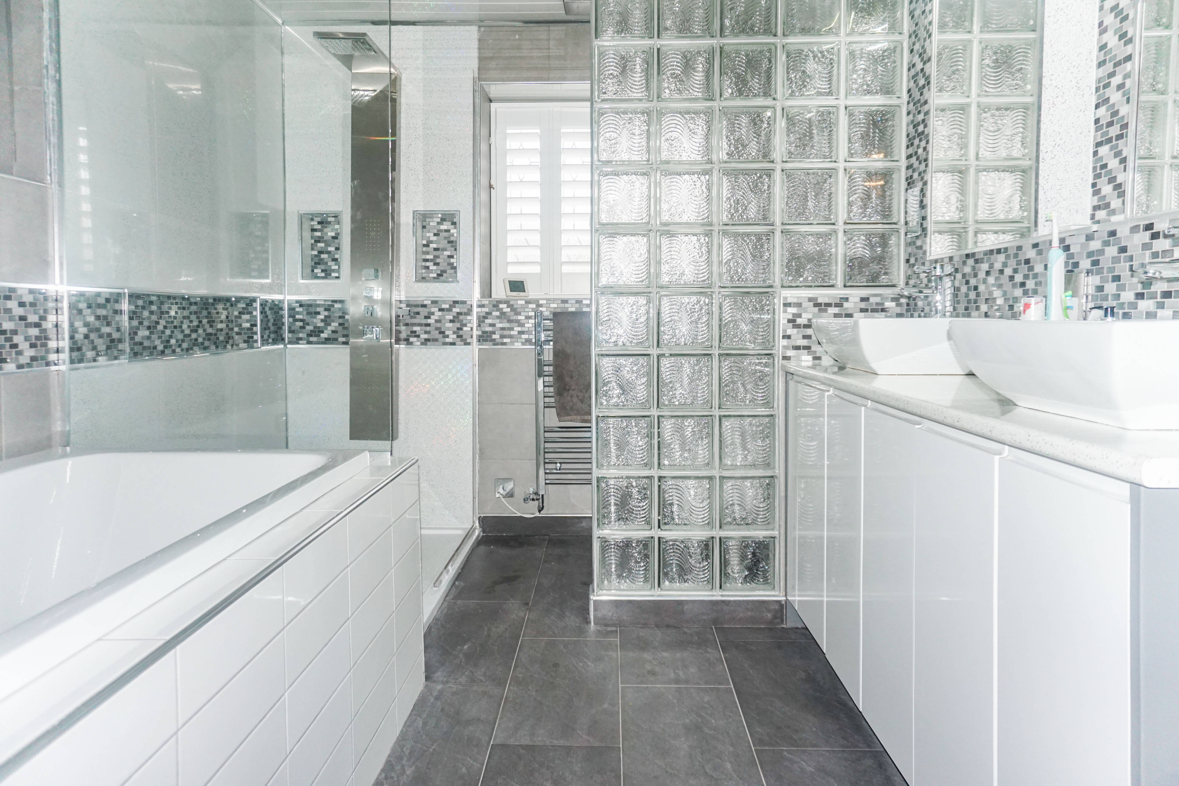 Master En-suite