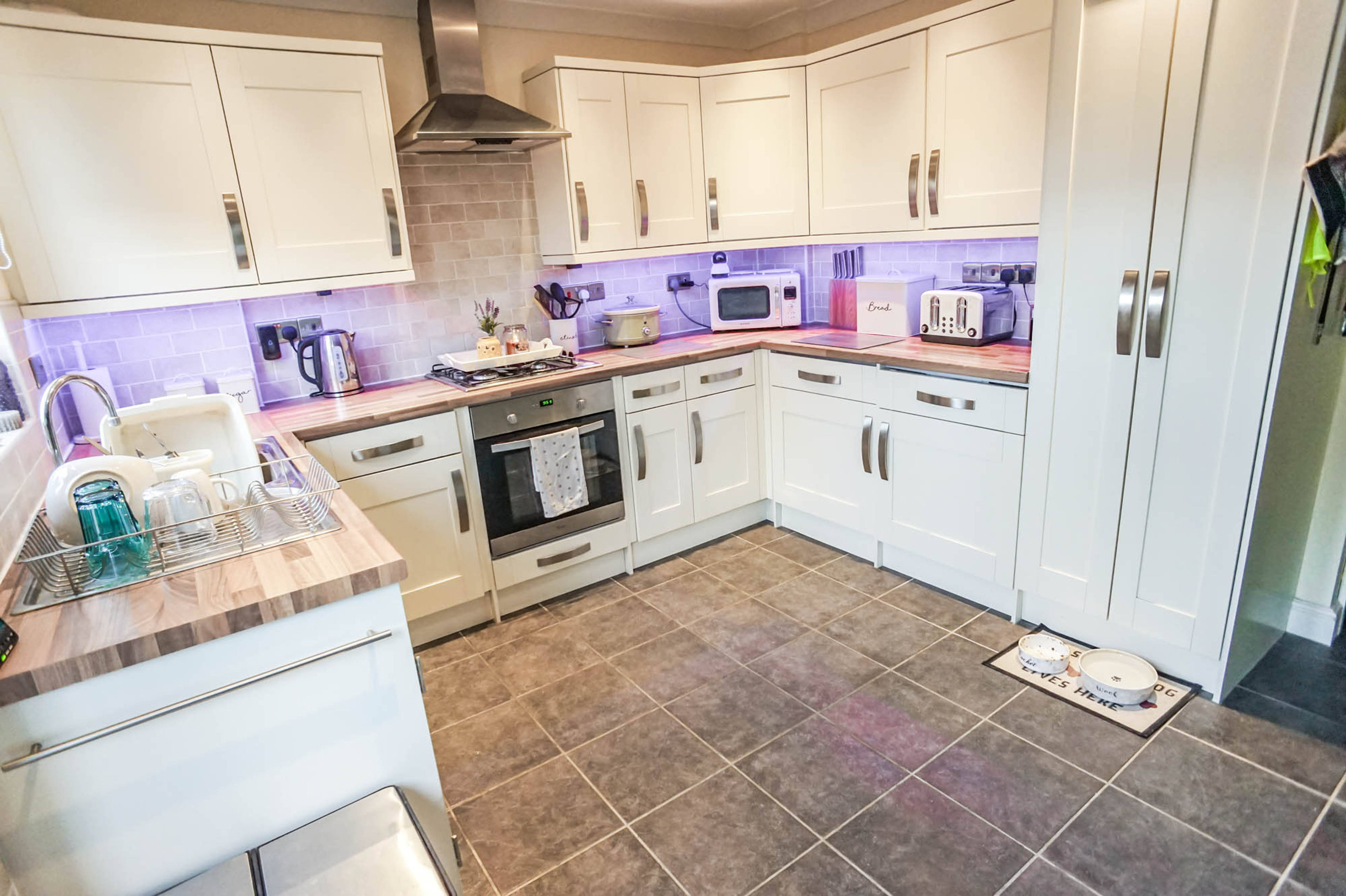 Kitchen/Breakfast