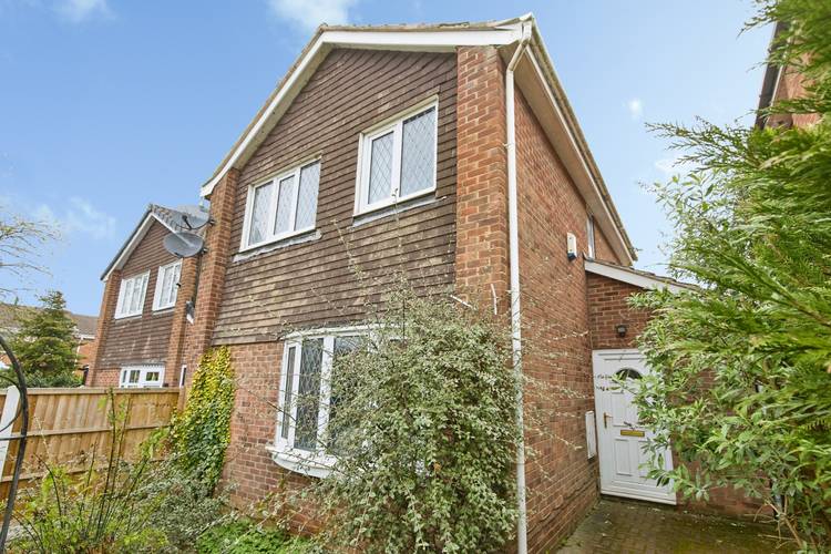 3 bedroom detached house