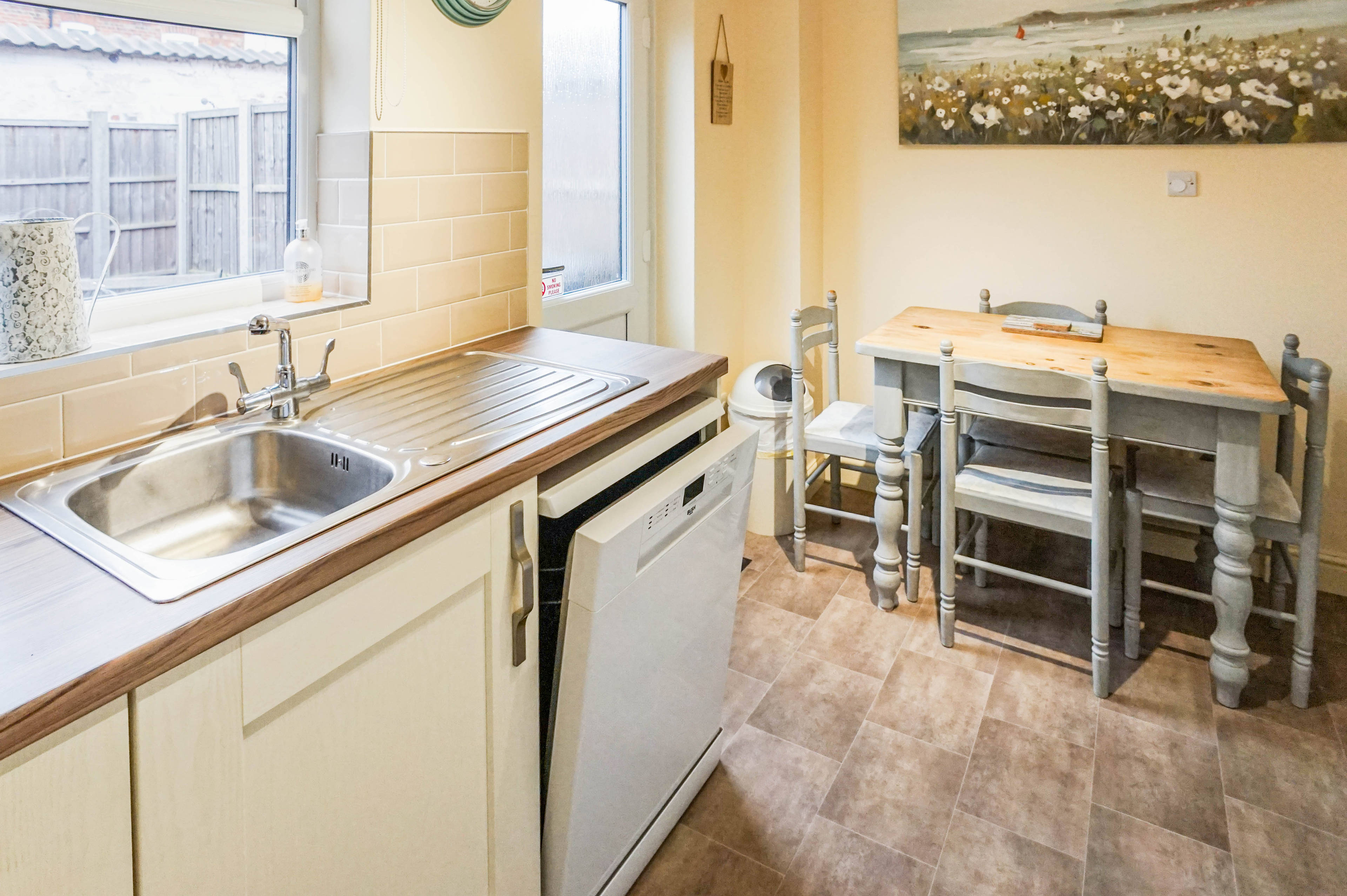 Kitchen/Breakfast