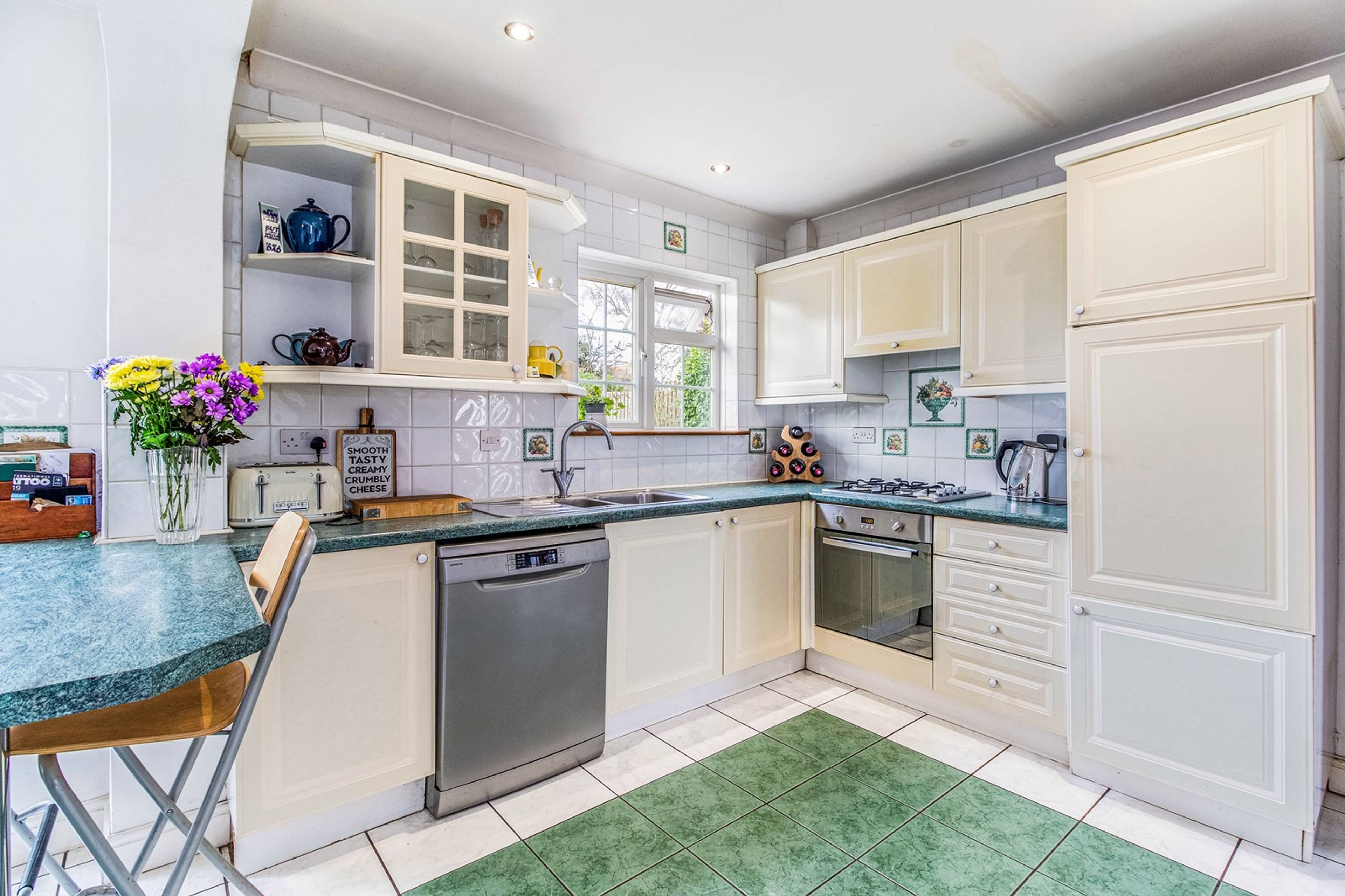Kitchen/Breakfast