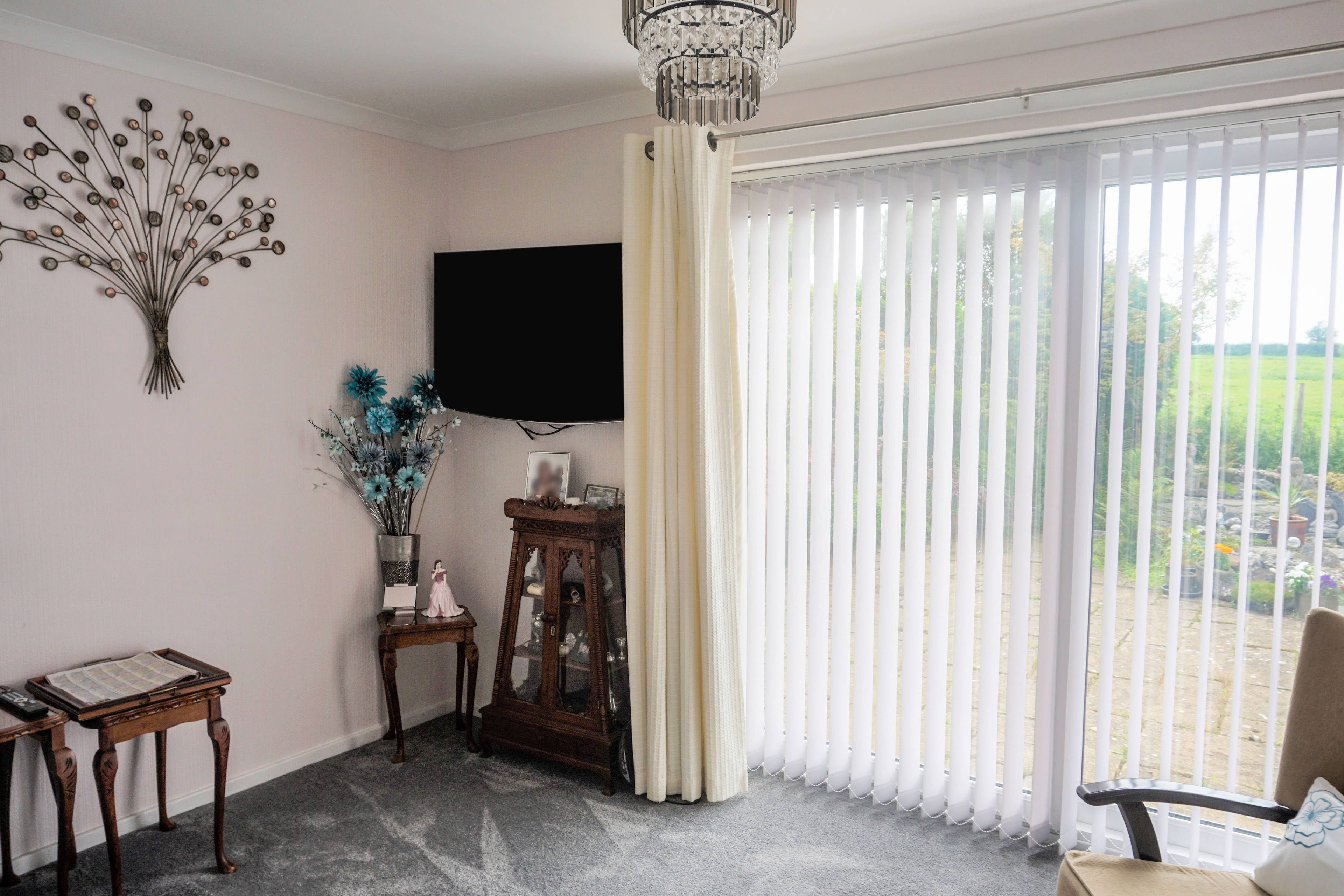Bedroom/Lounge Two