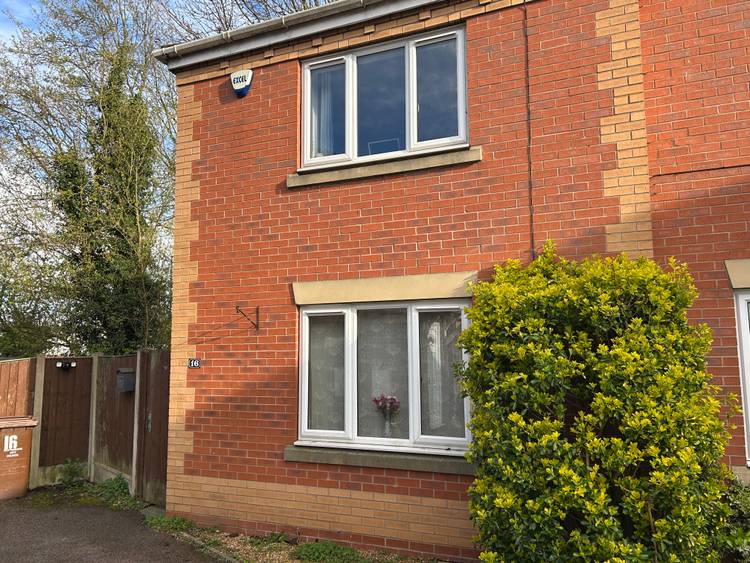 2 bedroom semi-detached house