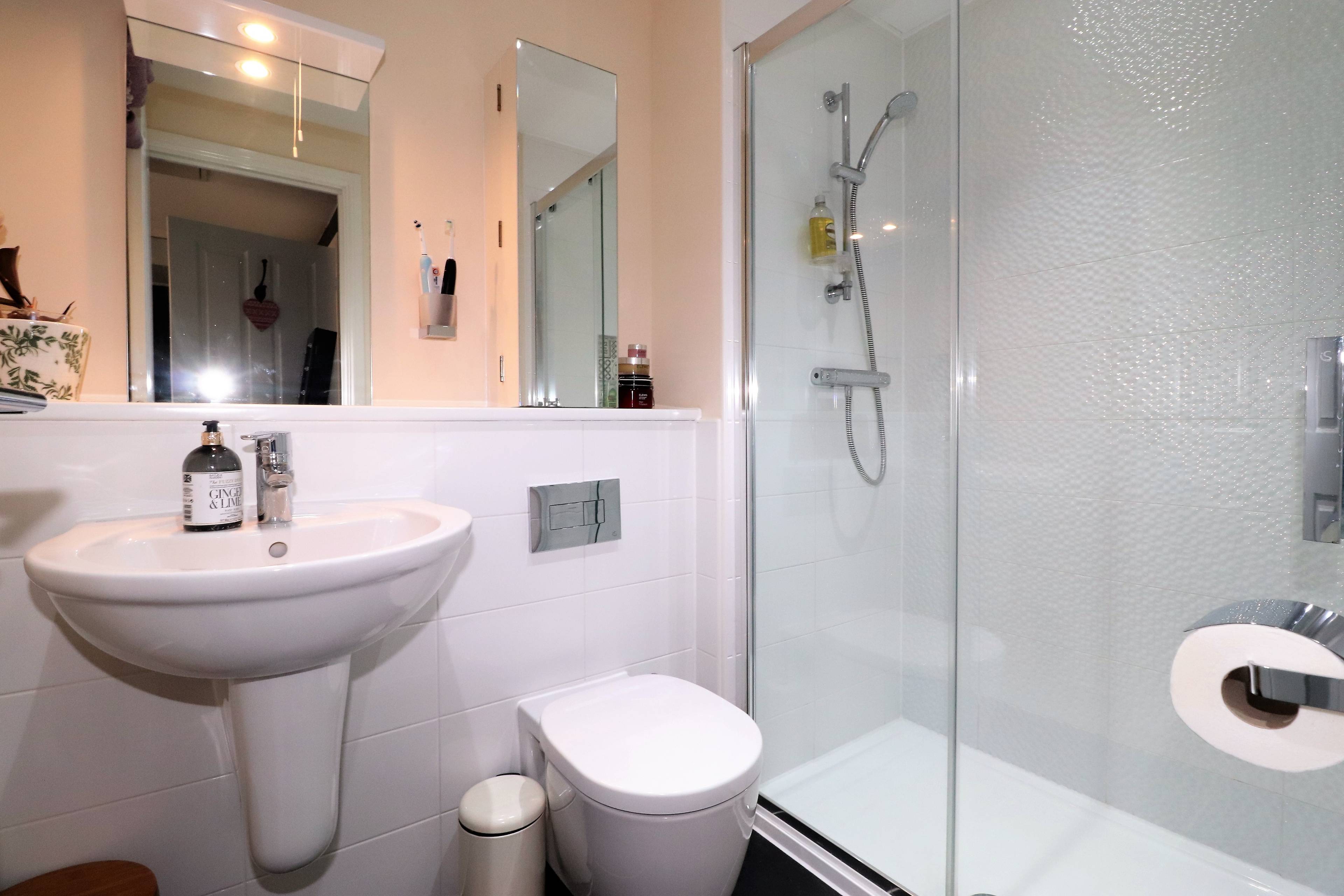 Master En-suite