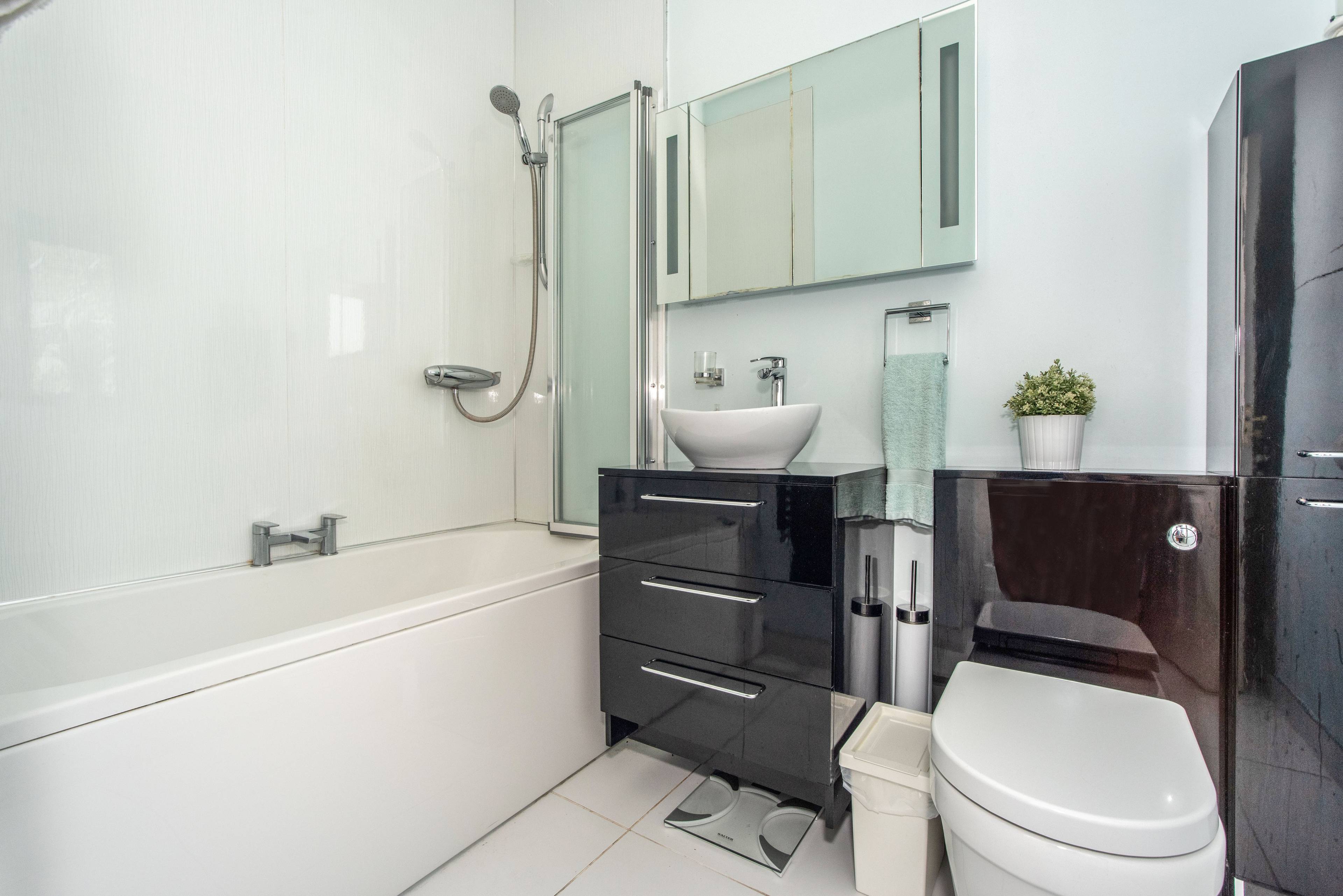 Master En-suite