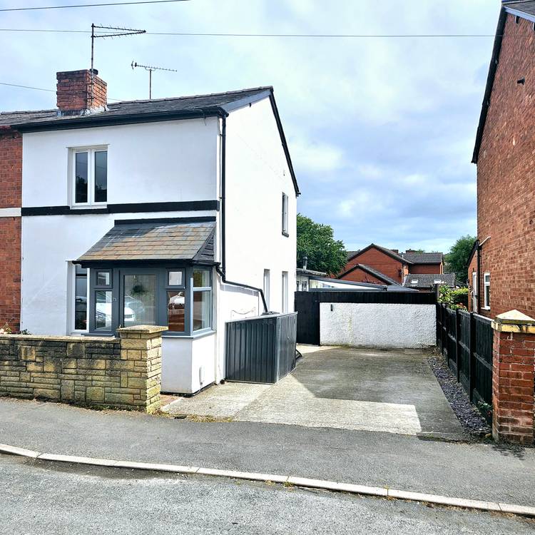 2 bedroom semi-detached house