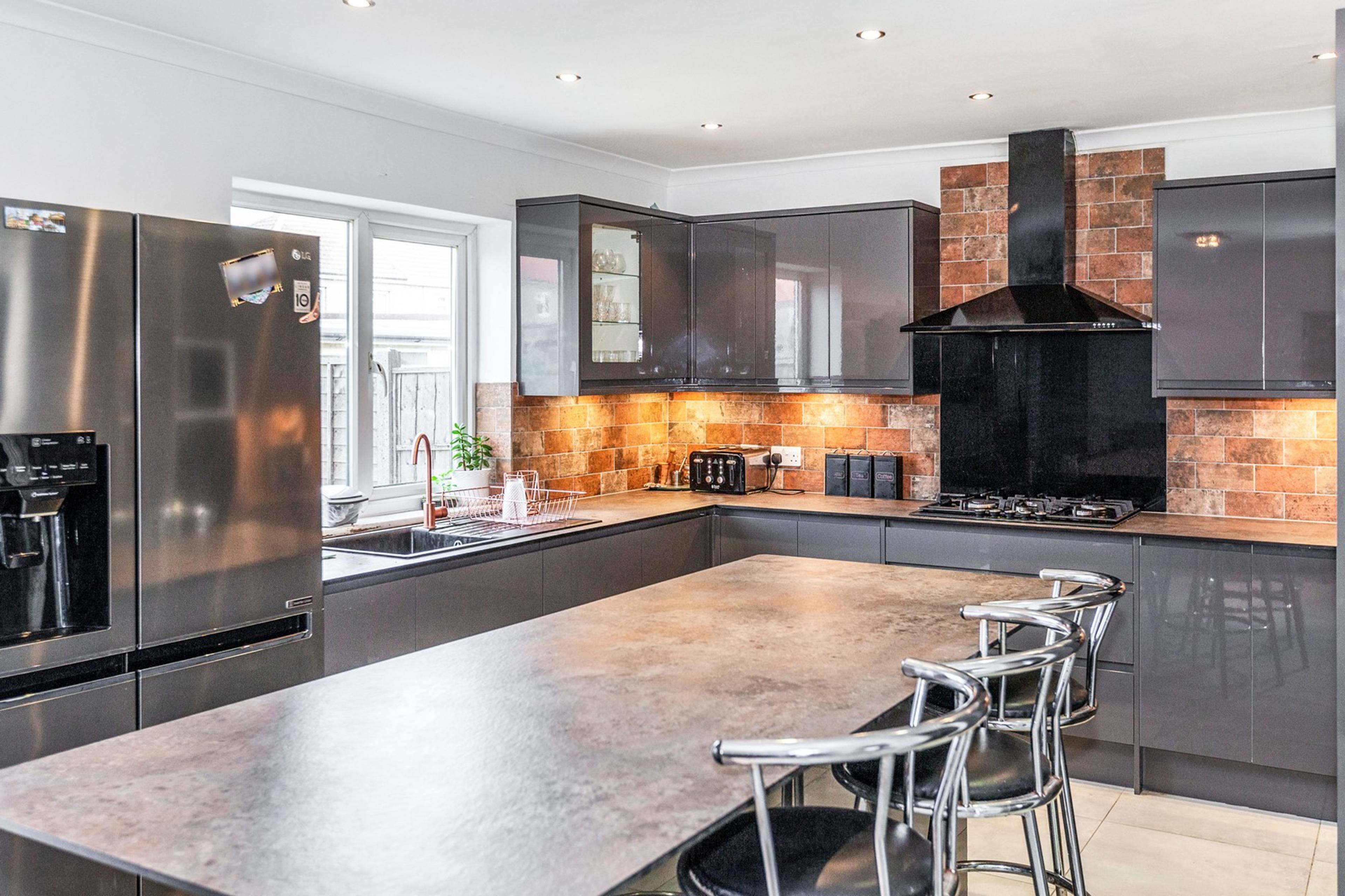 Kitchen/Breakfast